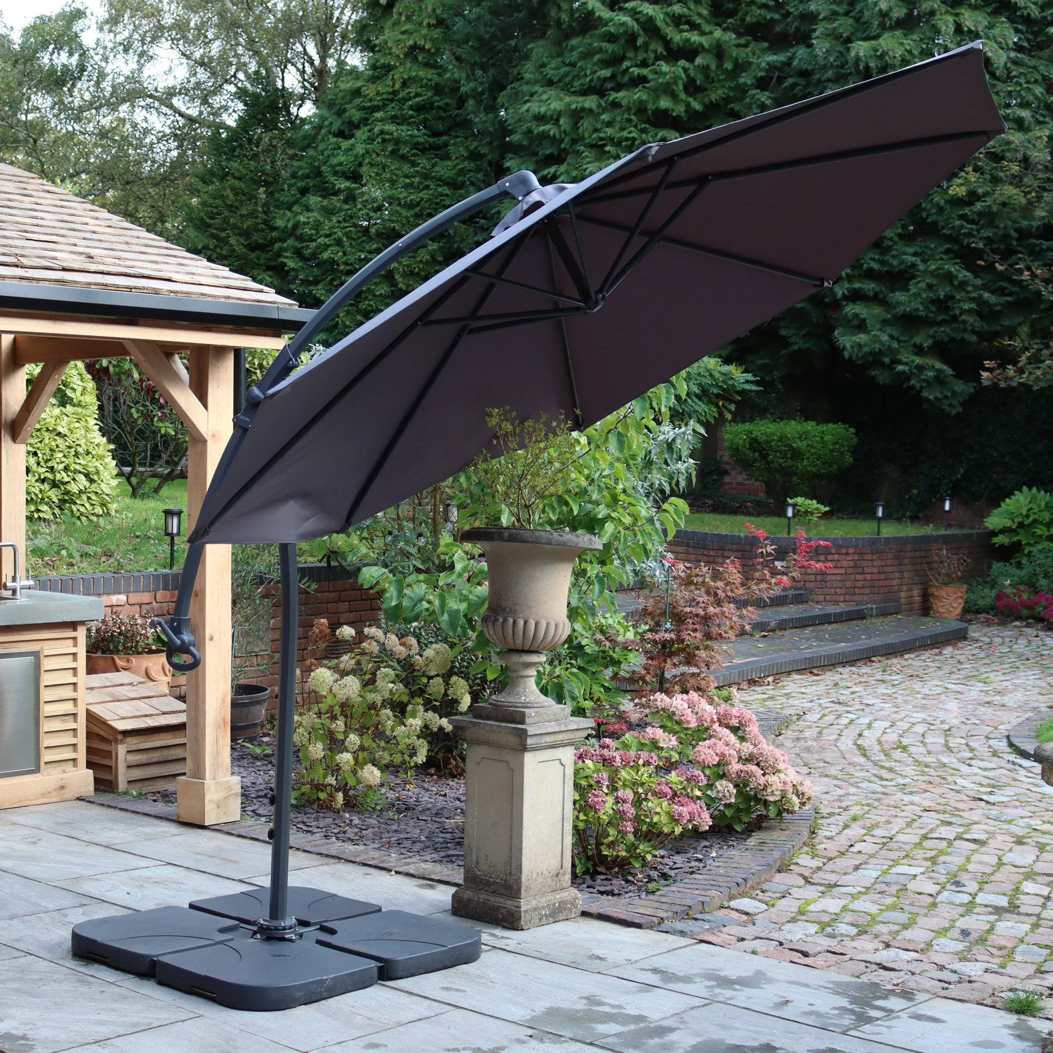 3m Deluxe Pedal Operated Cantilever Parasol - Image 7