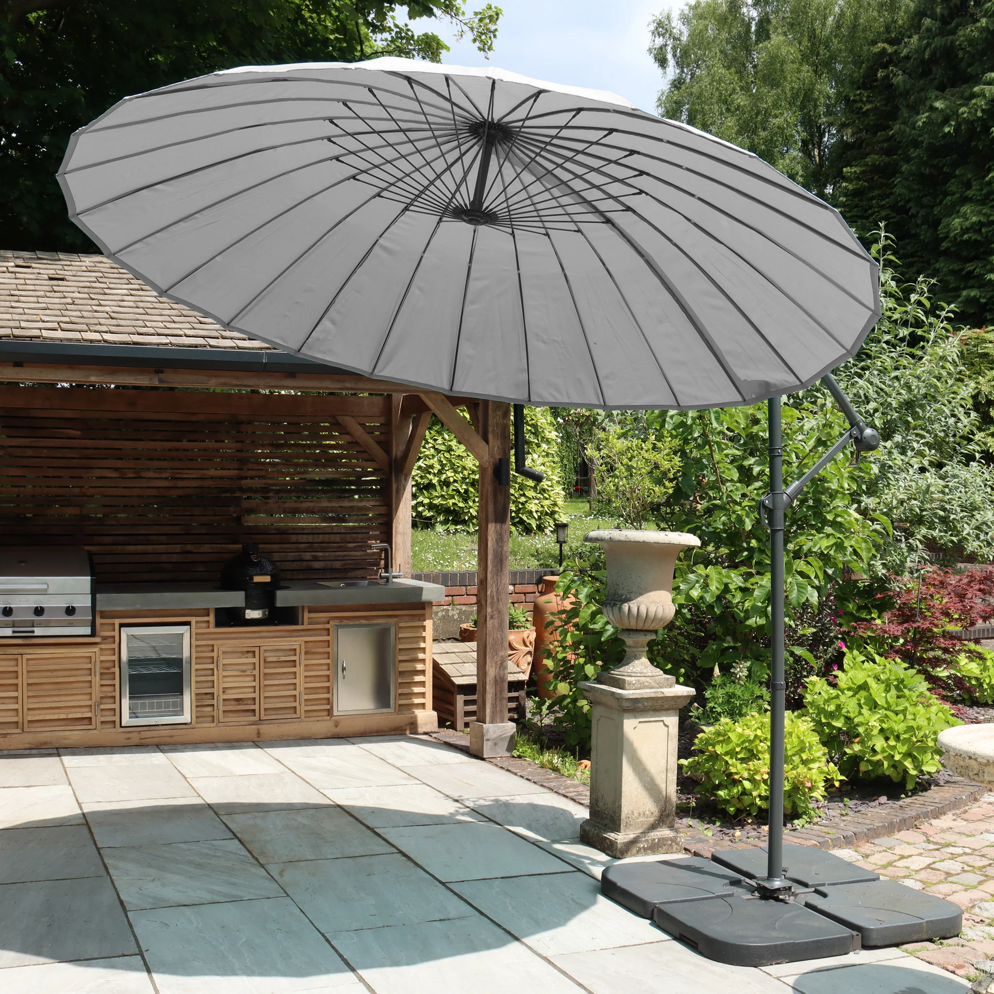 3m Shanghai Cantilever Parasol - Image 7
