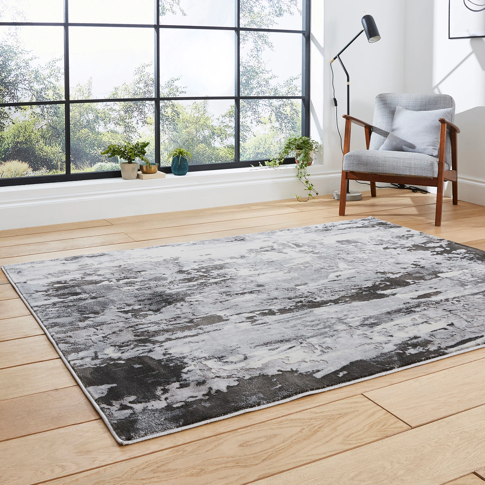 Aldrin Distressed Metallic Effect Rug - Image 3