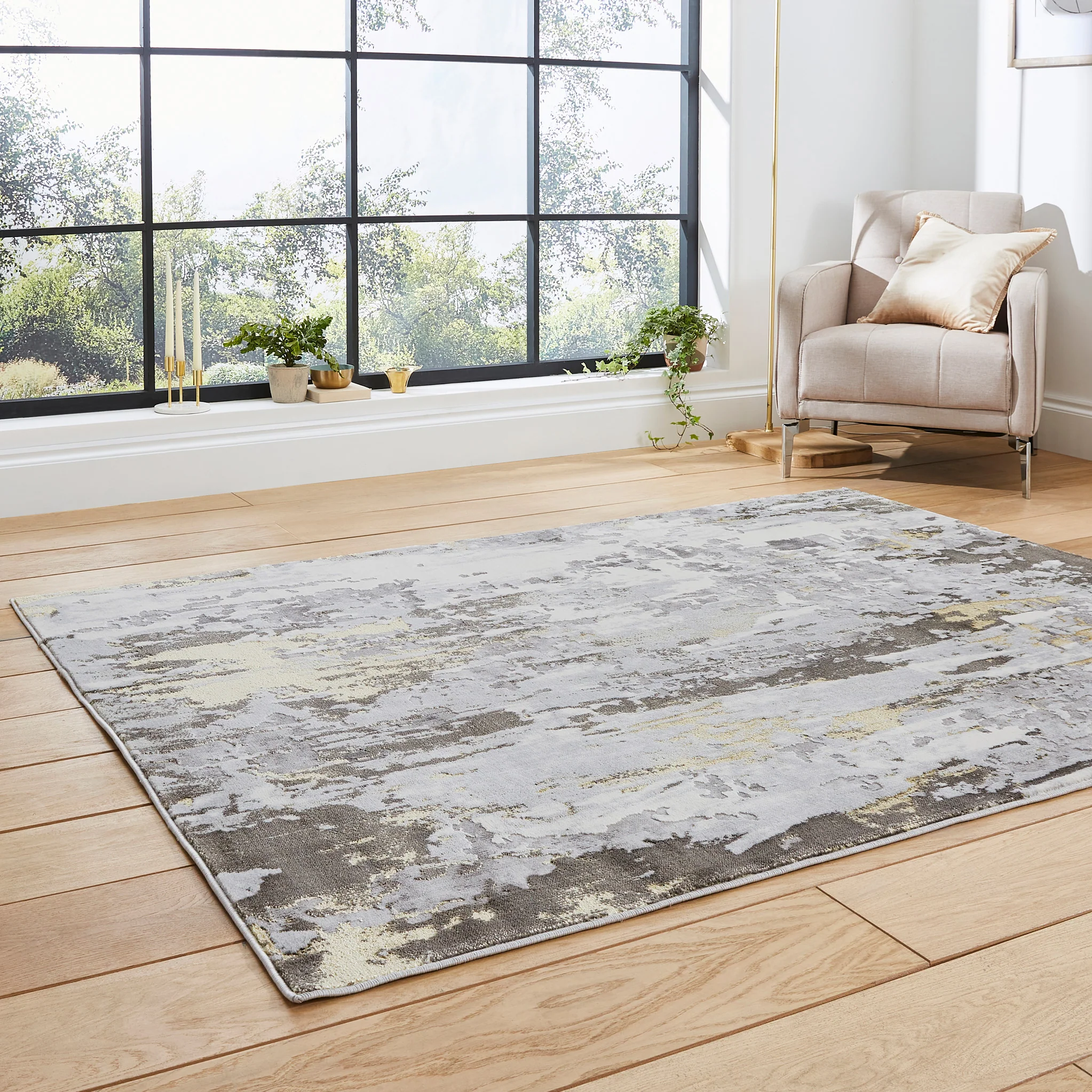 Aldrin Distressed Metallic Effect Rug - Image 35