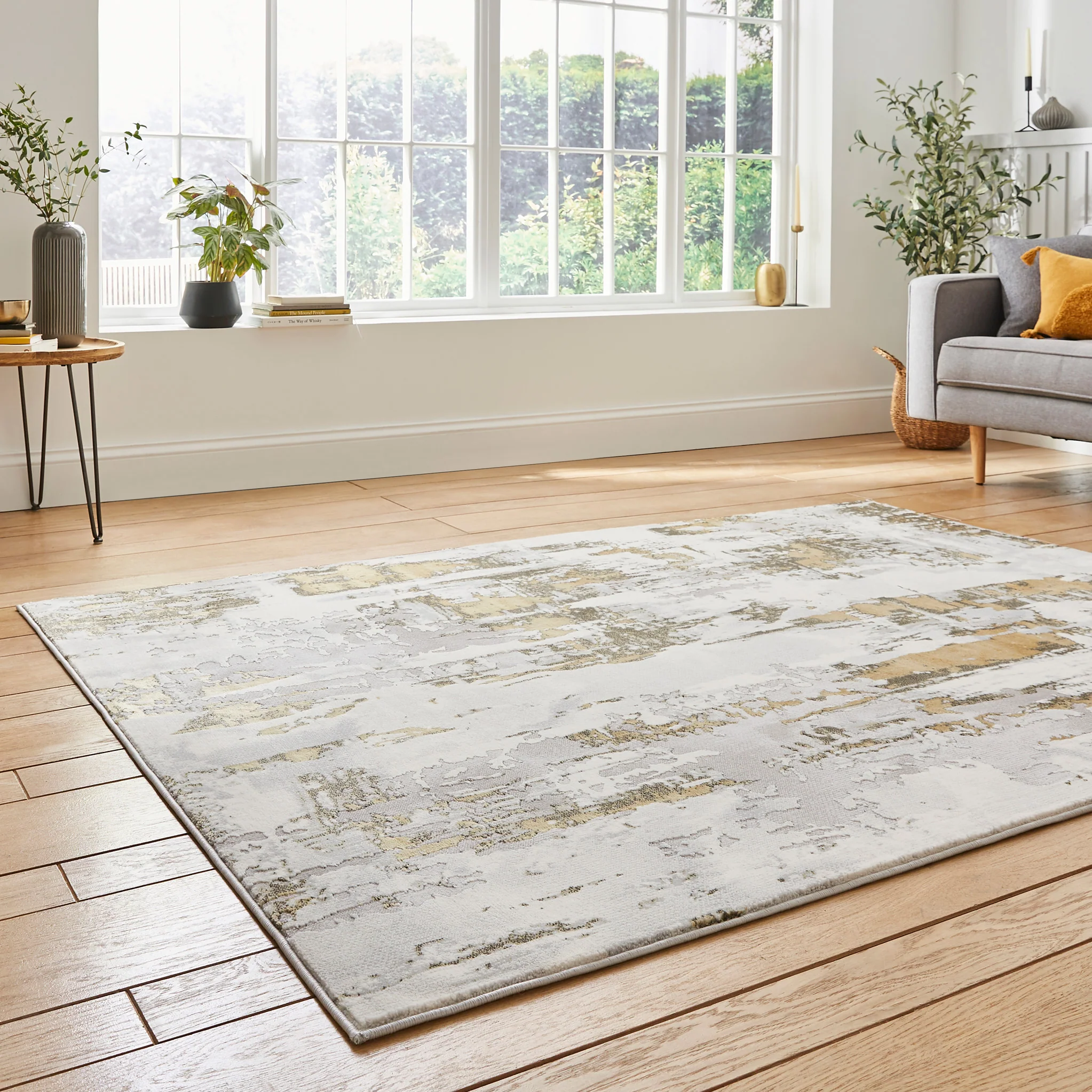 Aldrin Grey Distressed Patterned Rug - Image 3