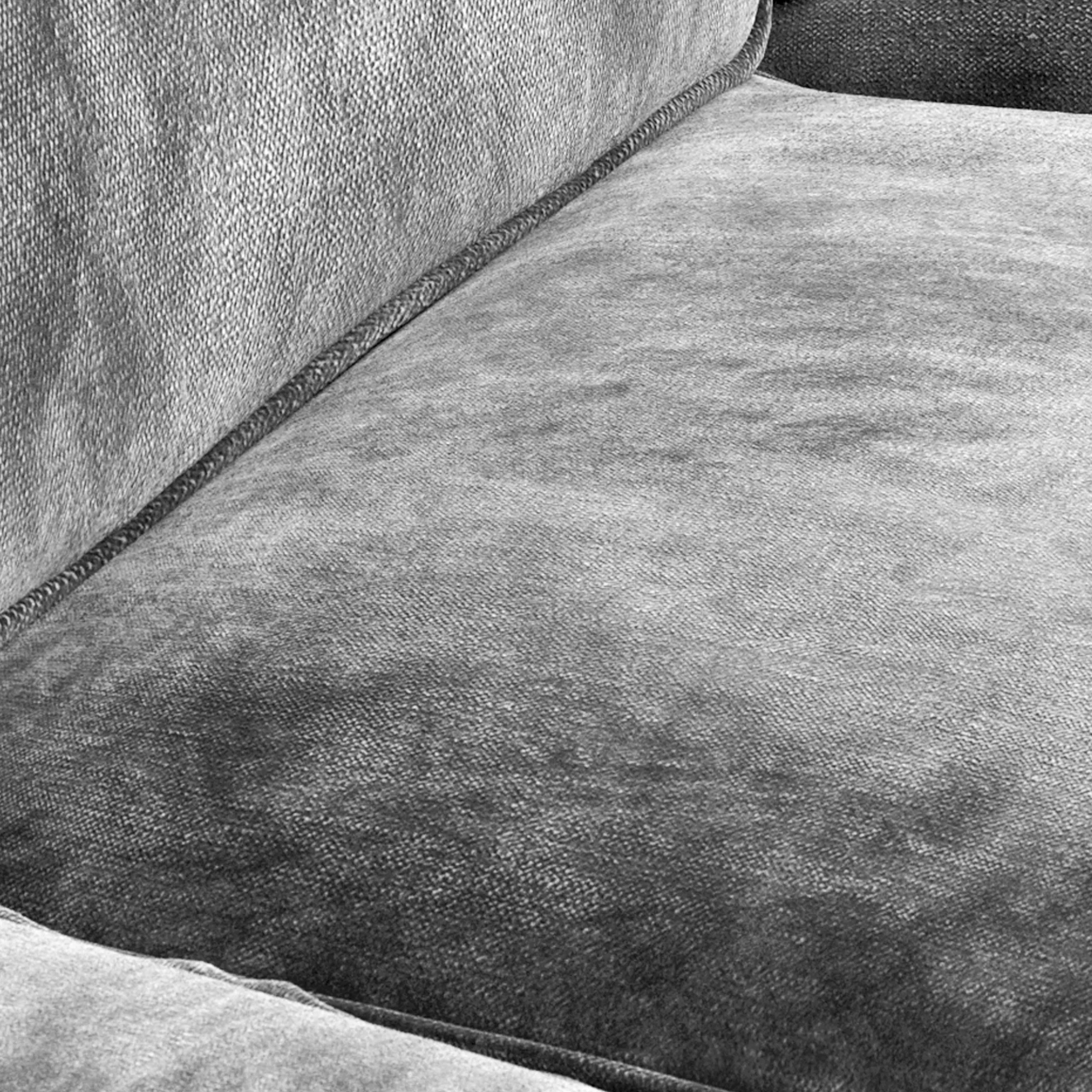 Alfie Chaise Sofa - Image 11