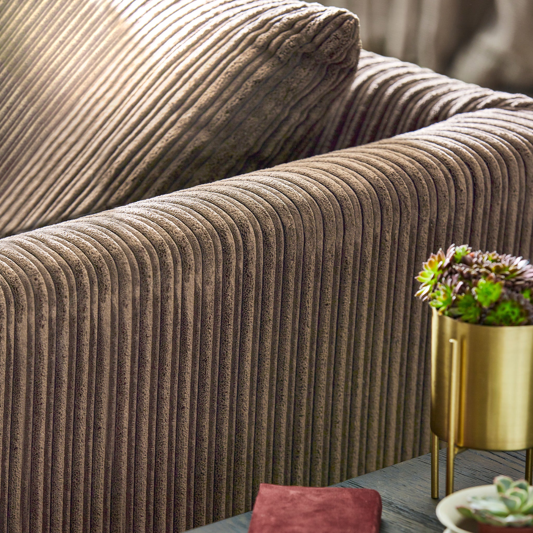 Bletchley Jumbo Cord 2 Seater Sofa - Image 19