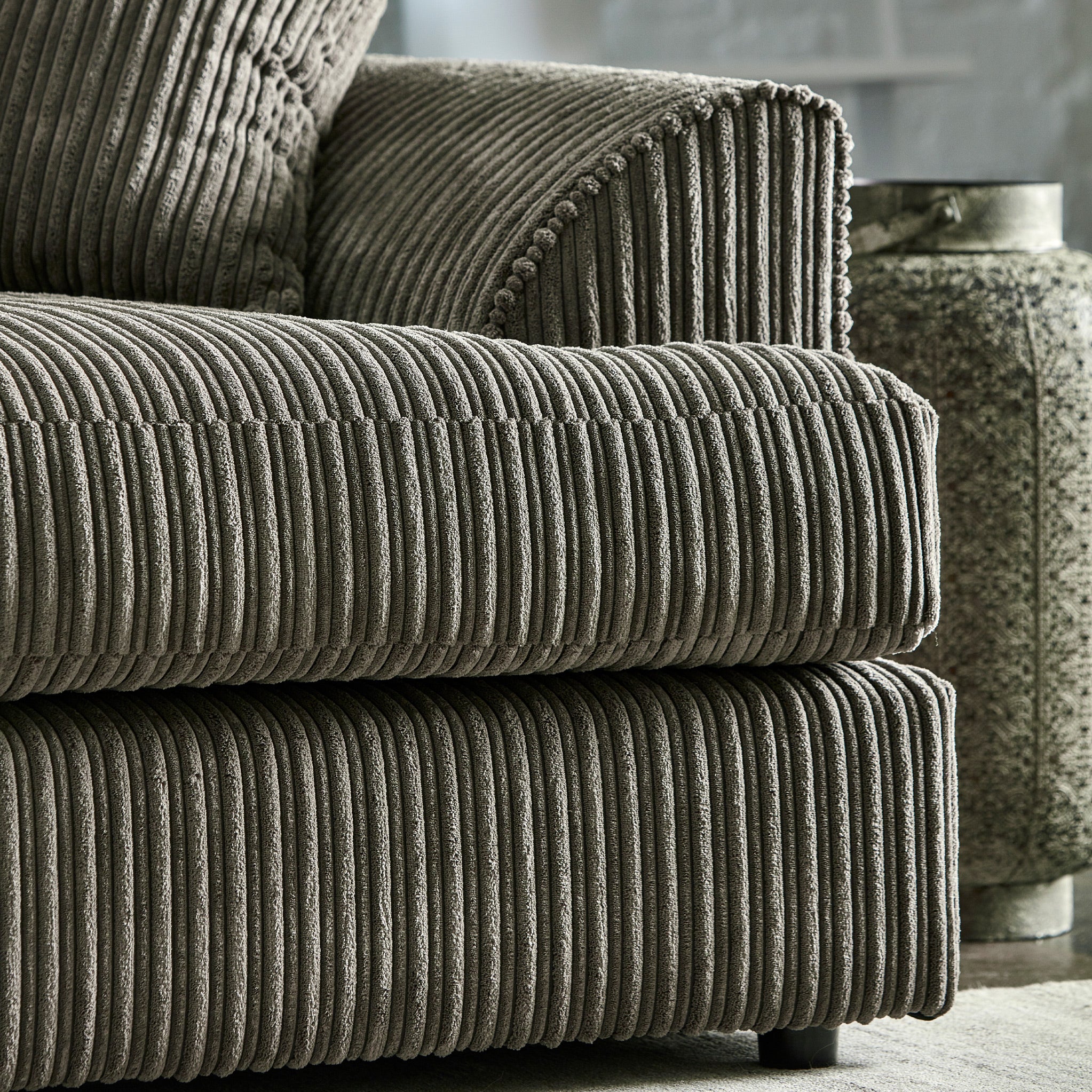 Bletchley Jumbo Cord Corner Sofa - Image 6