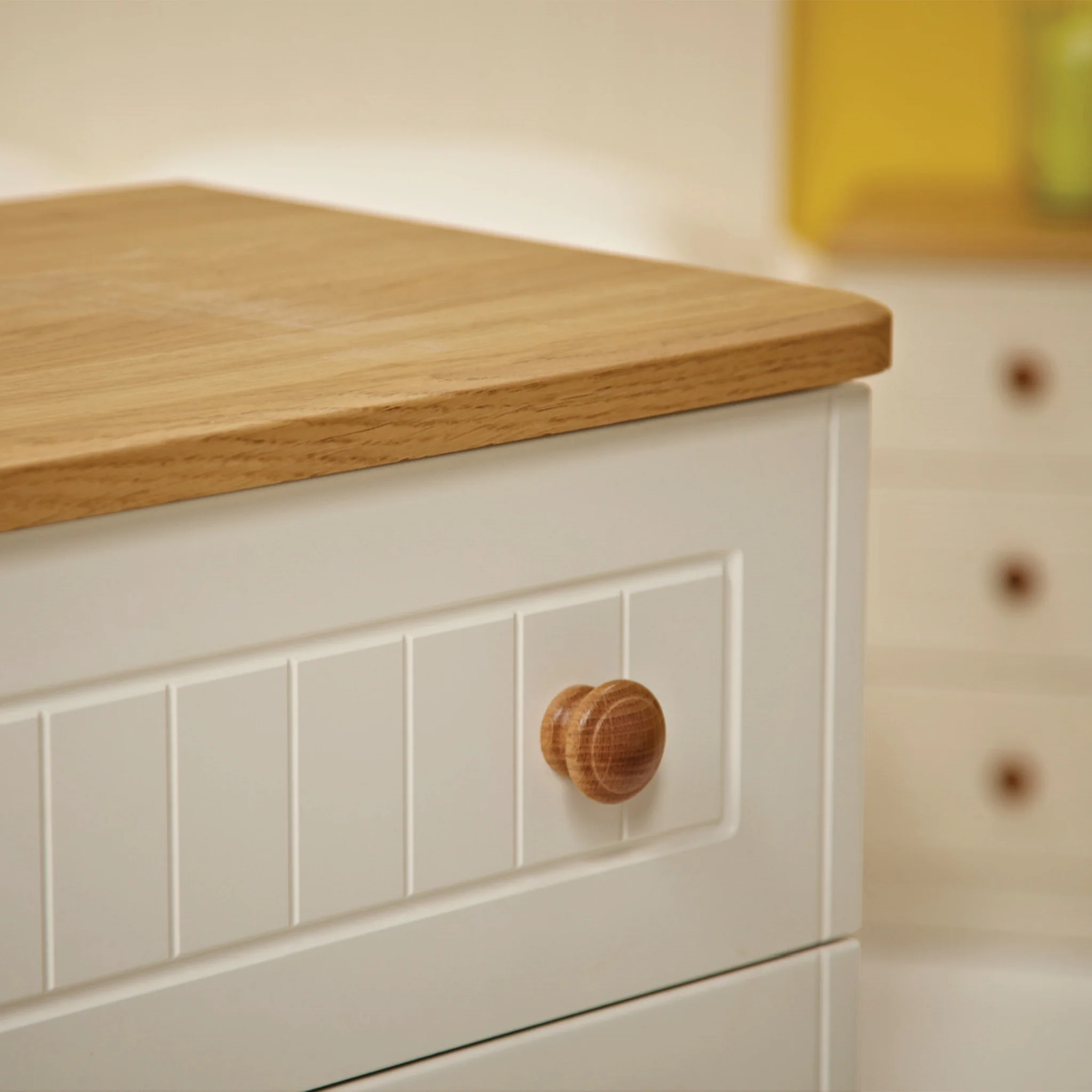 Brixham Cream 5 Drawer Chest - Image 3