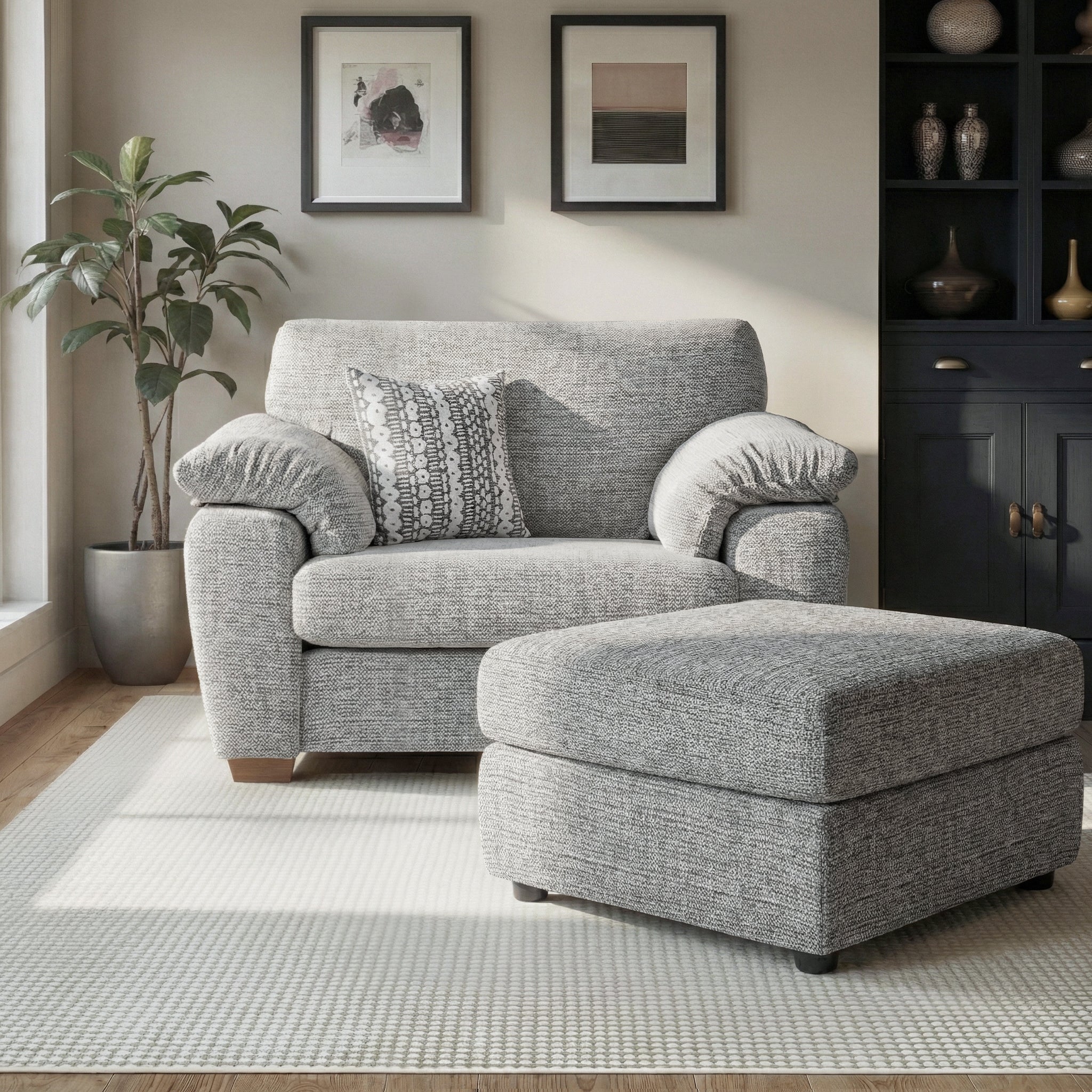 Camden Snuggle Chair - Image 4