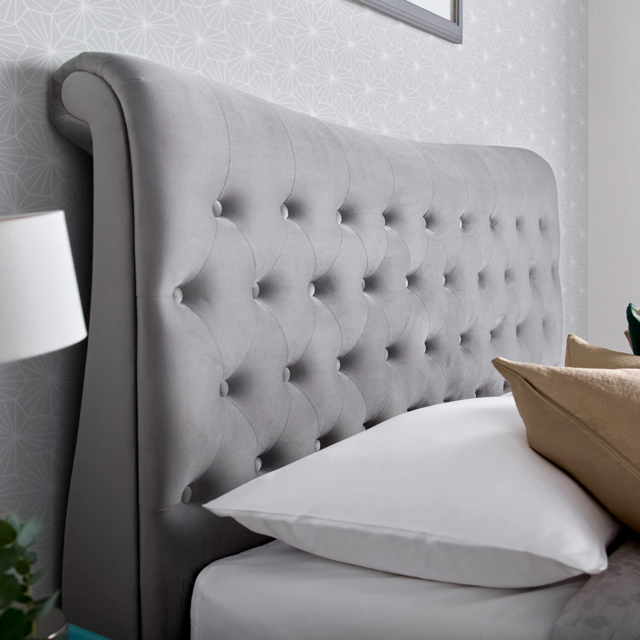 Duxford Grey Velvet Chesterfield Sleigh Bed - Image 2