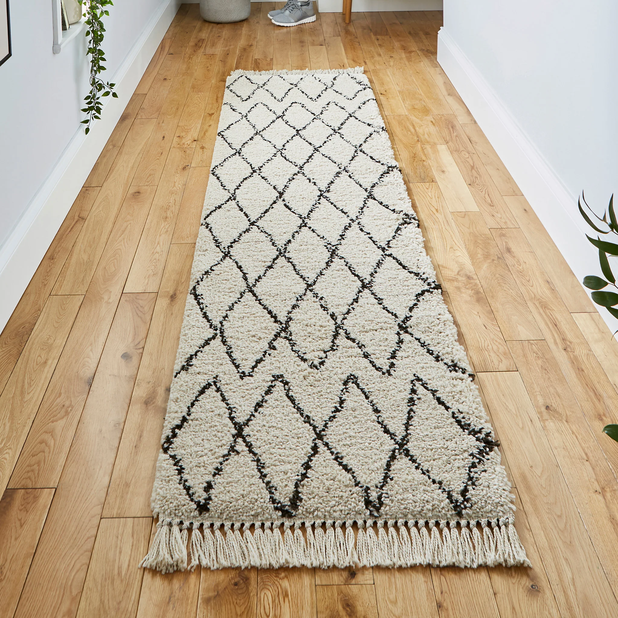 Edie Boho Diamond Shaggy Rug - Image 2