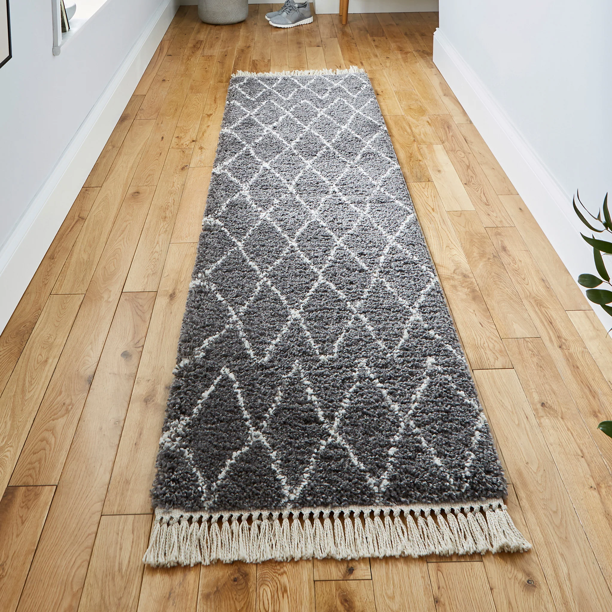 Edie Boho Diamond Shaggy Rug - Image 20