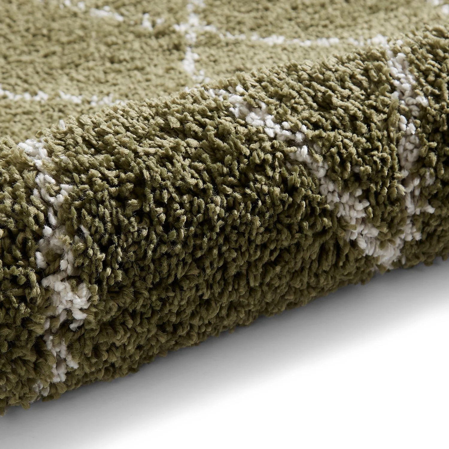Edie Boho Diamond Shaggy Rug - Image 47