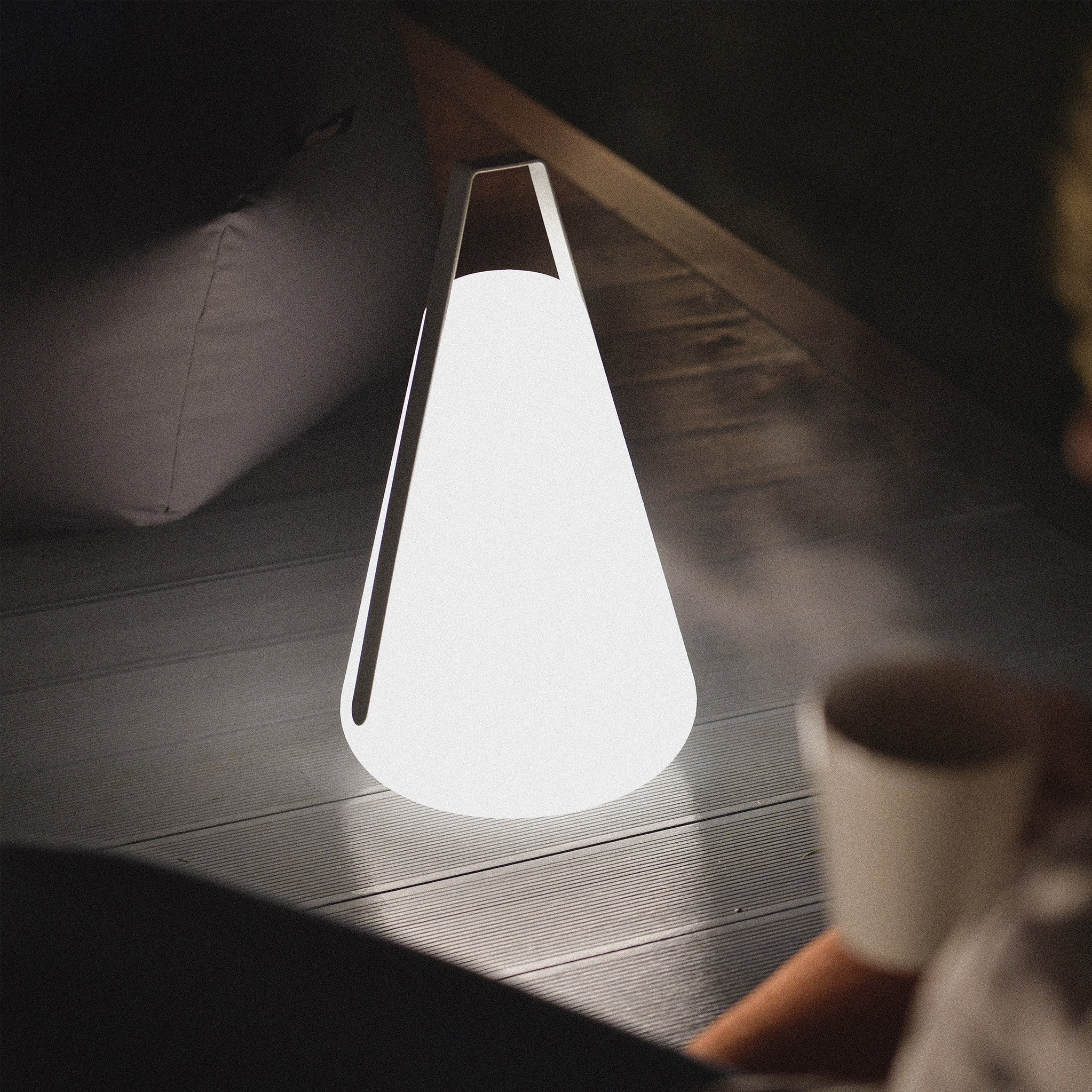 Extreme Lounging B-Bulb - Outdoor Portable Lamp - Image 11