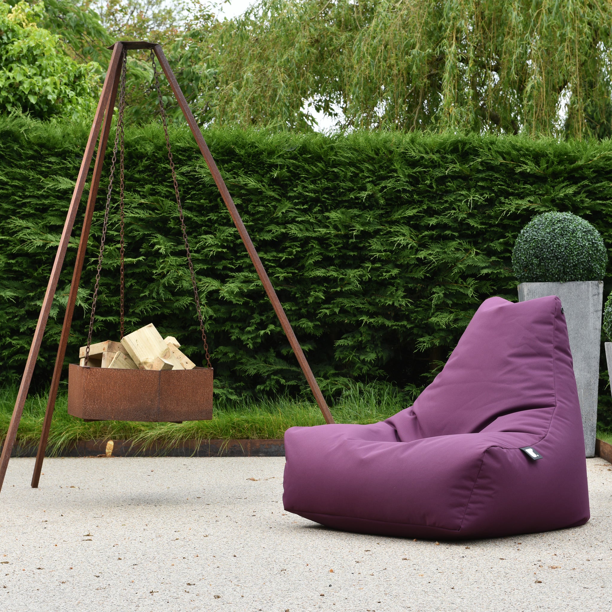 Extreme Lounging Mighty Outdoor Bean Bag - Image 16