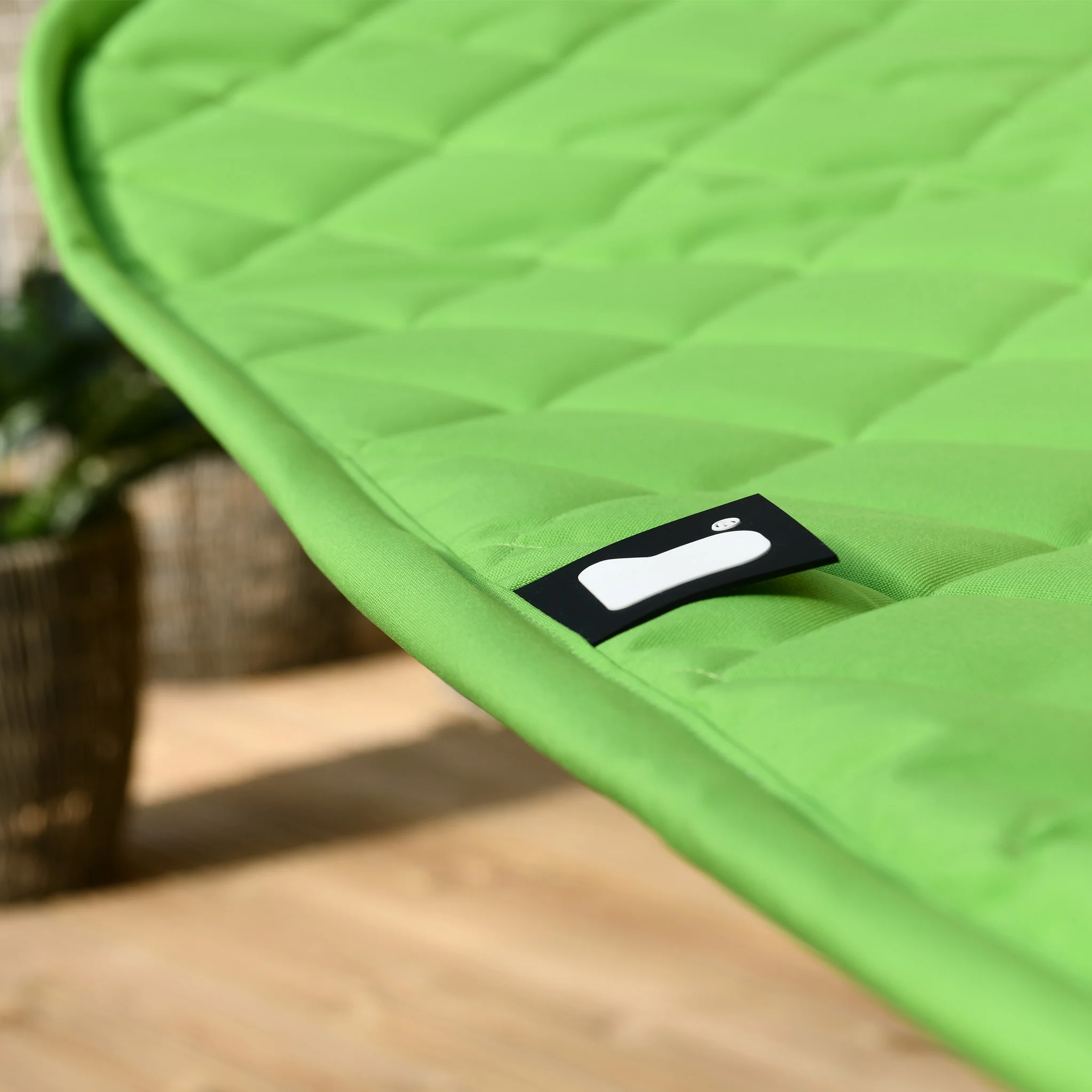 Extreme Lounging Outdoor B Hammock with Cushion - Image 6