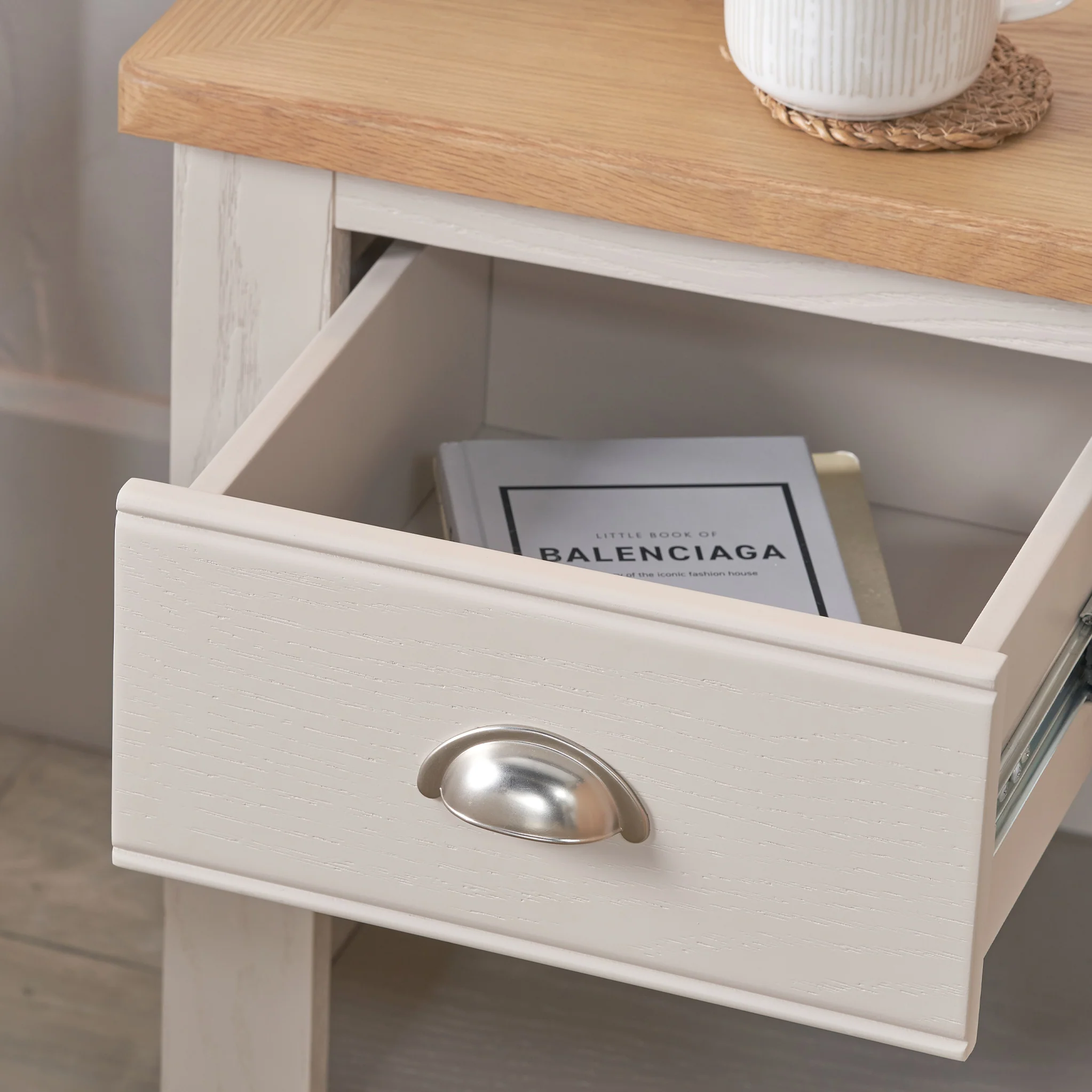 Fairford Pine and Oak 1 Drawer Bedside Table - Image 7