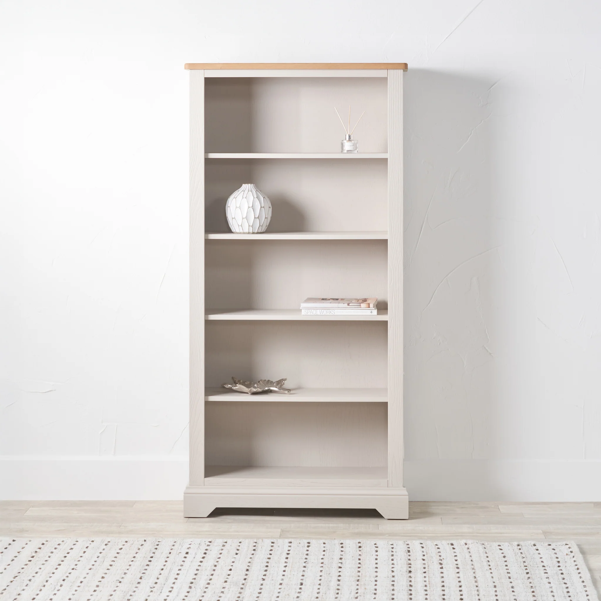 Fairford Pine and Oak Bookcase - Image 2