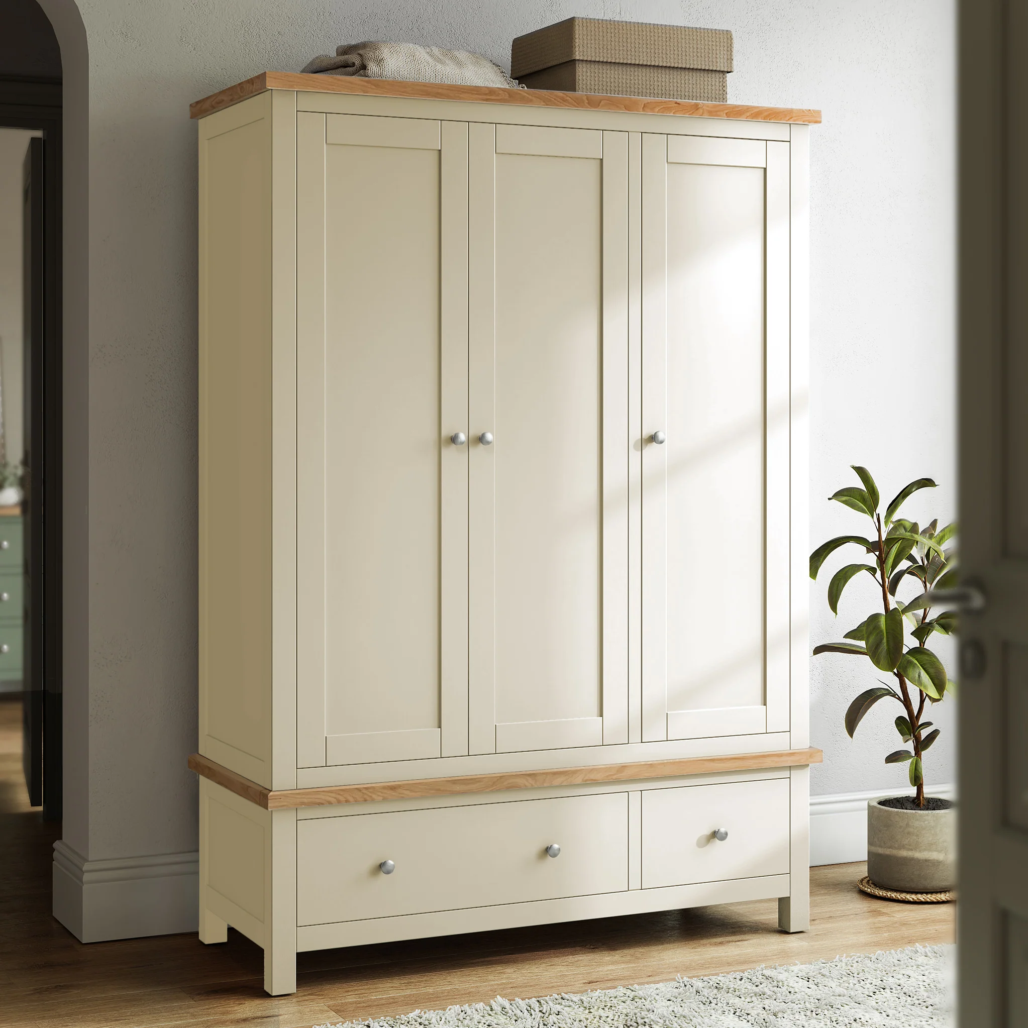 Farro Triple Wardrobe with Drawers - Image 32