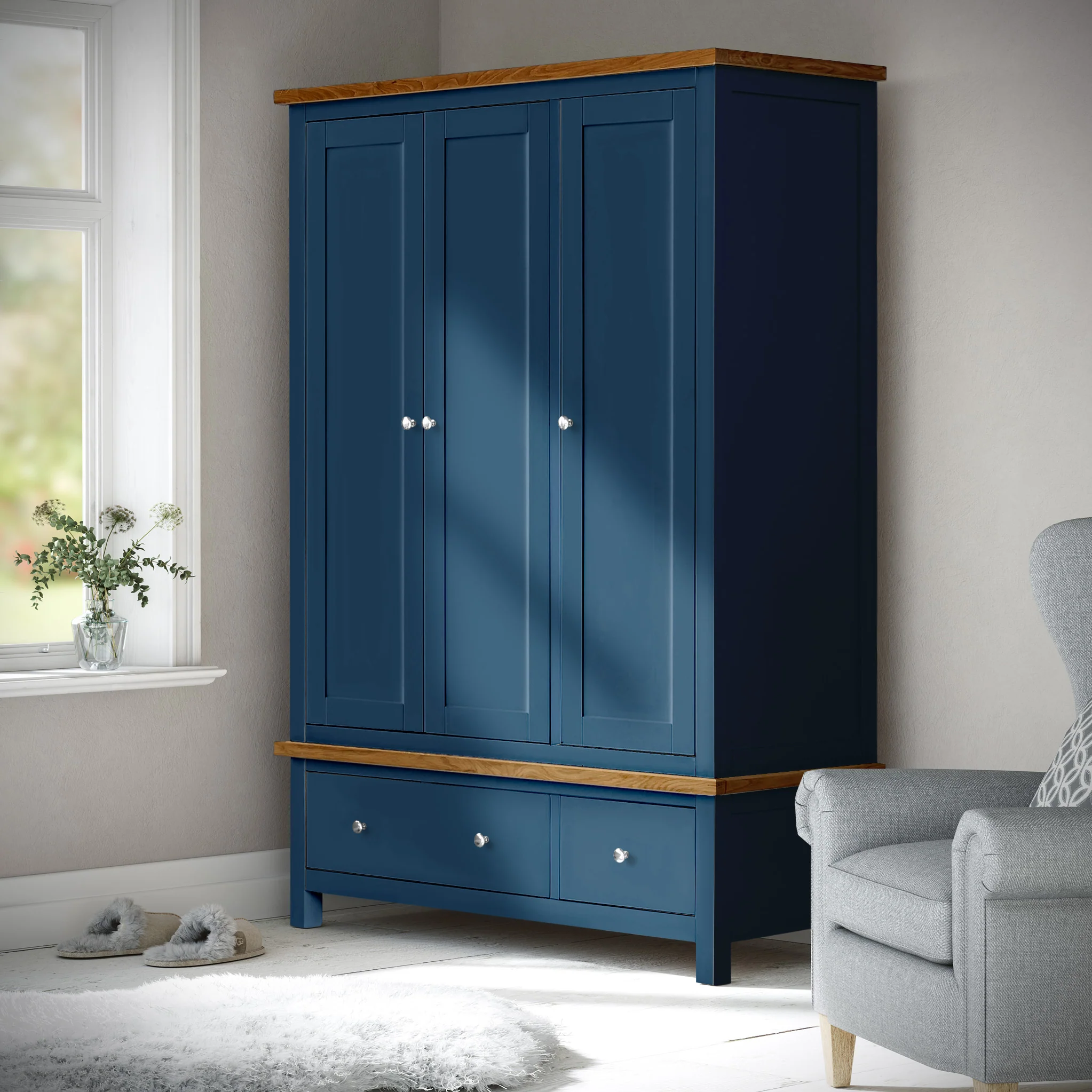 Farro Triple Wardrobe with Drawers - Image 45