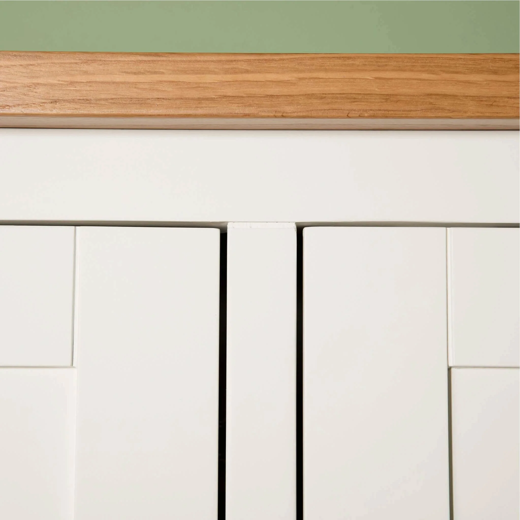 Farro Triple Wardrobe with Drawers - Image 6