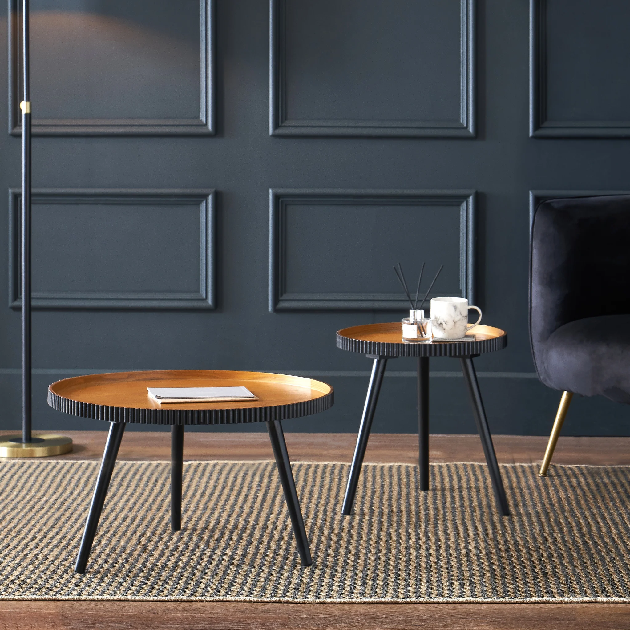 Hammond Pine Fluted Edge Side Table - Image 4