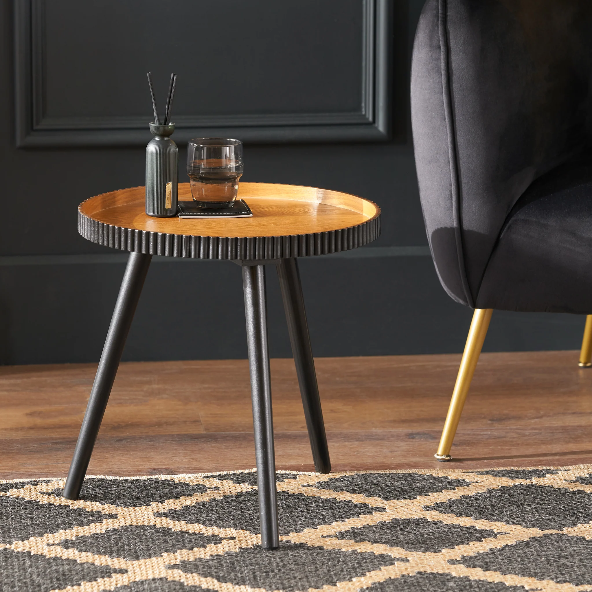 Hammond Pine Fluted Edge Side Table - Image 5