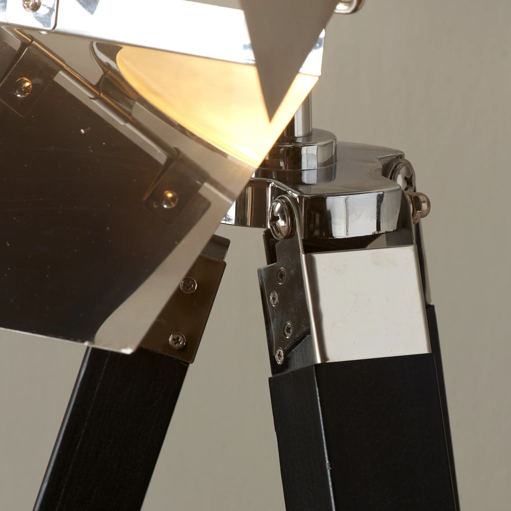 Hereford Silver and Black Tripod Floor Lamp - Image 8