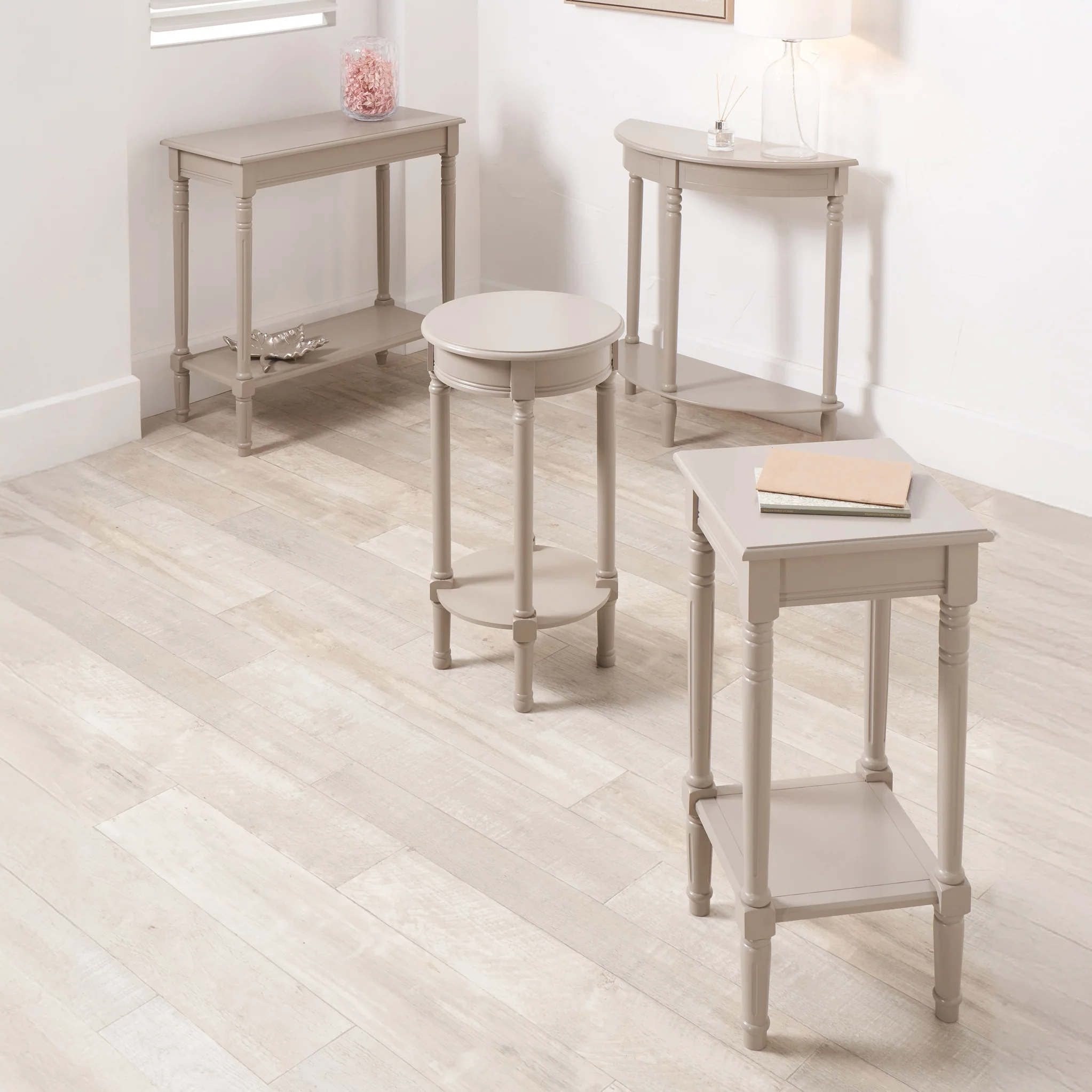 Heritage Pine Half Moon Console Table - Image 18