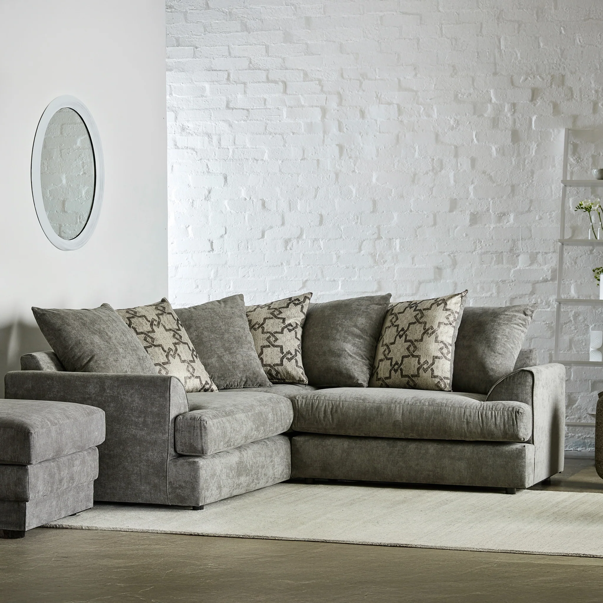 Hudson Chenille Corner Sofa - Image 13