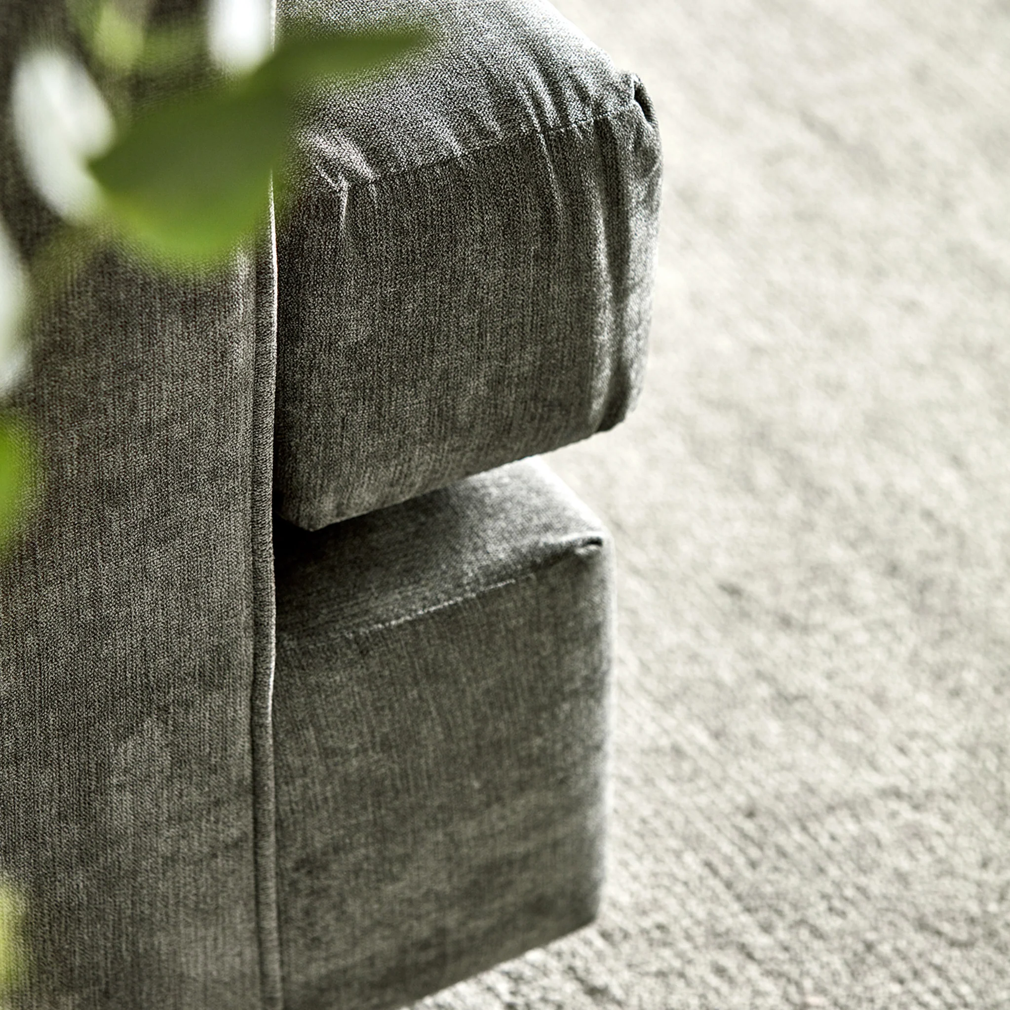 Hudson Chenille Corner Sofa - Image 22