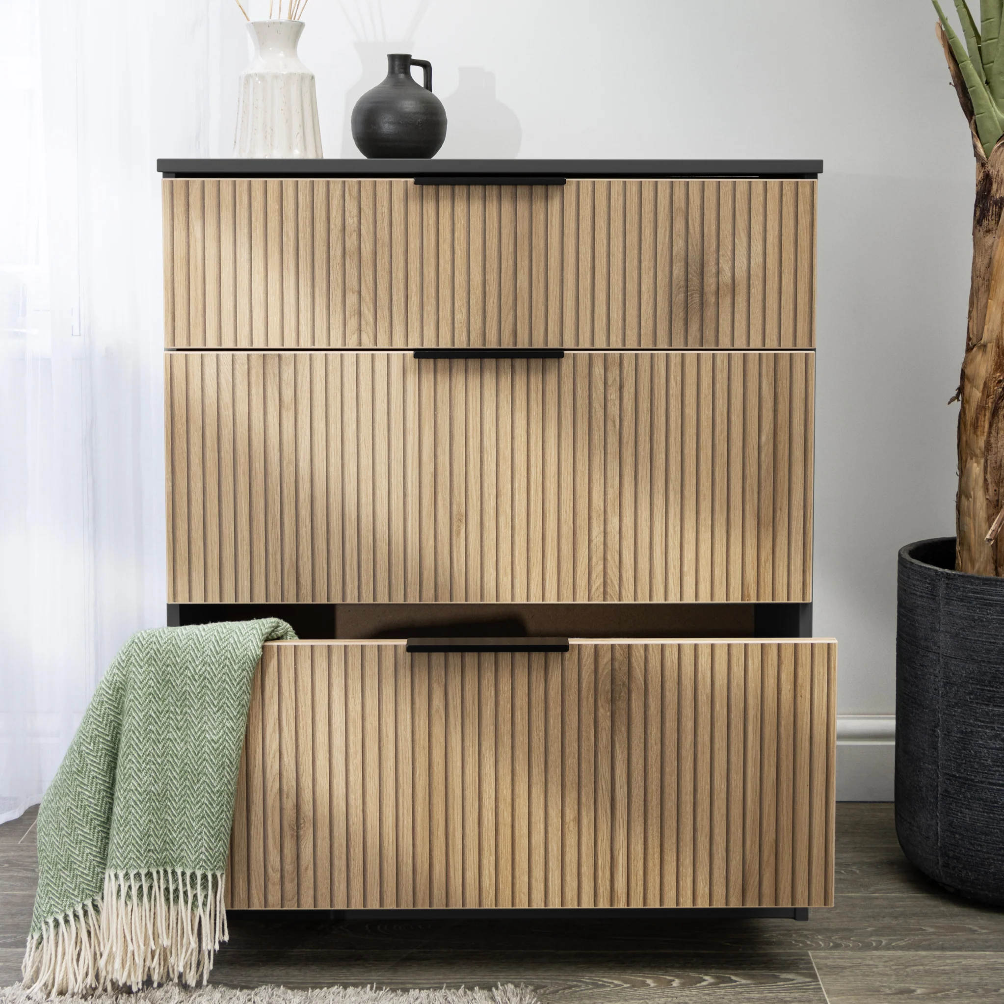 Jago Slatted Effect 3 Drawer Deep Chest - Image 5
