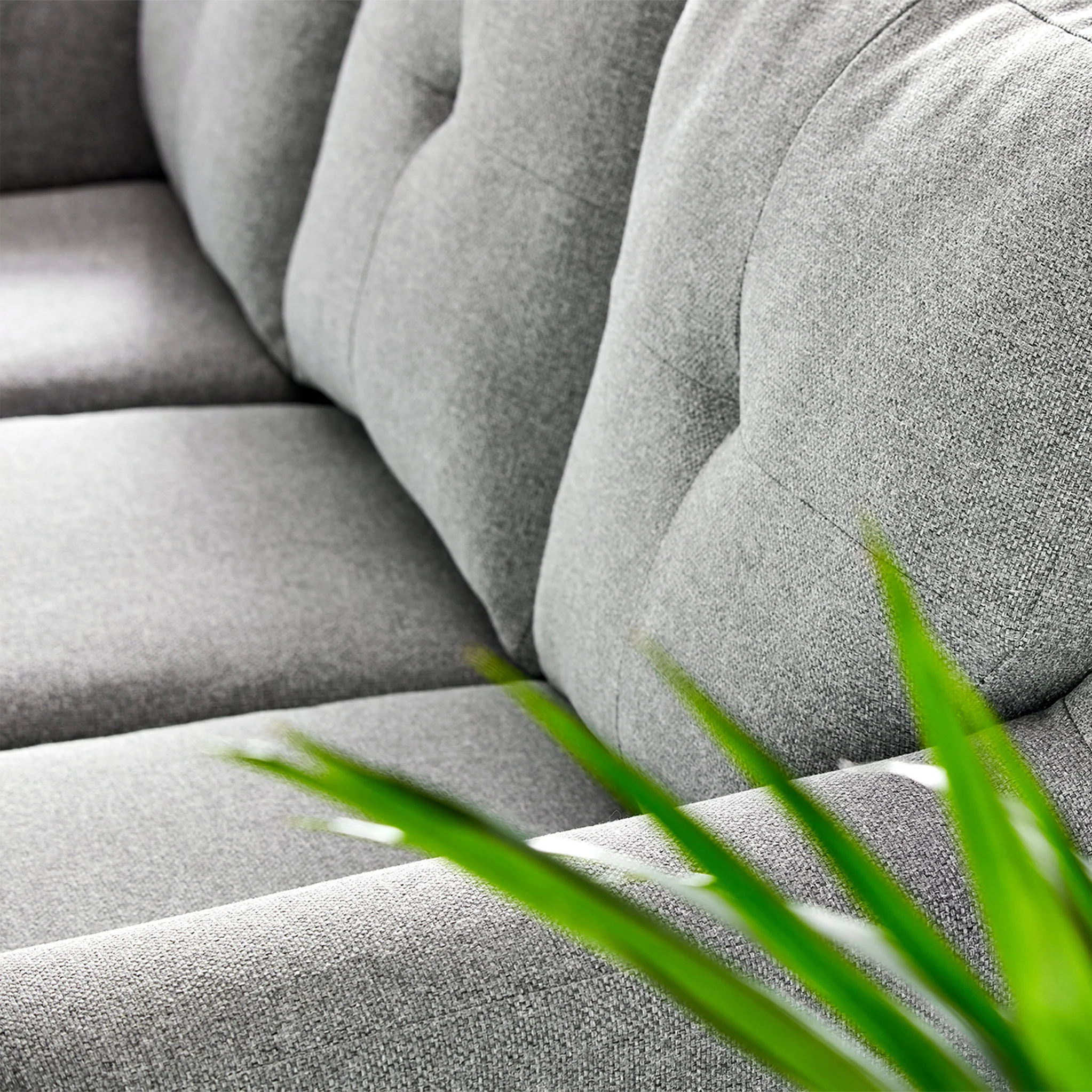 Justin Chaise Sofa - Image 20