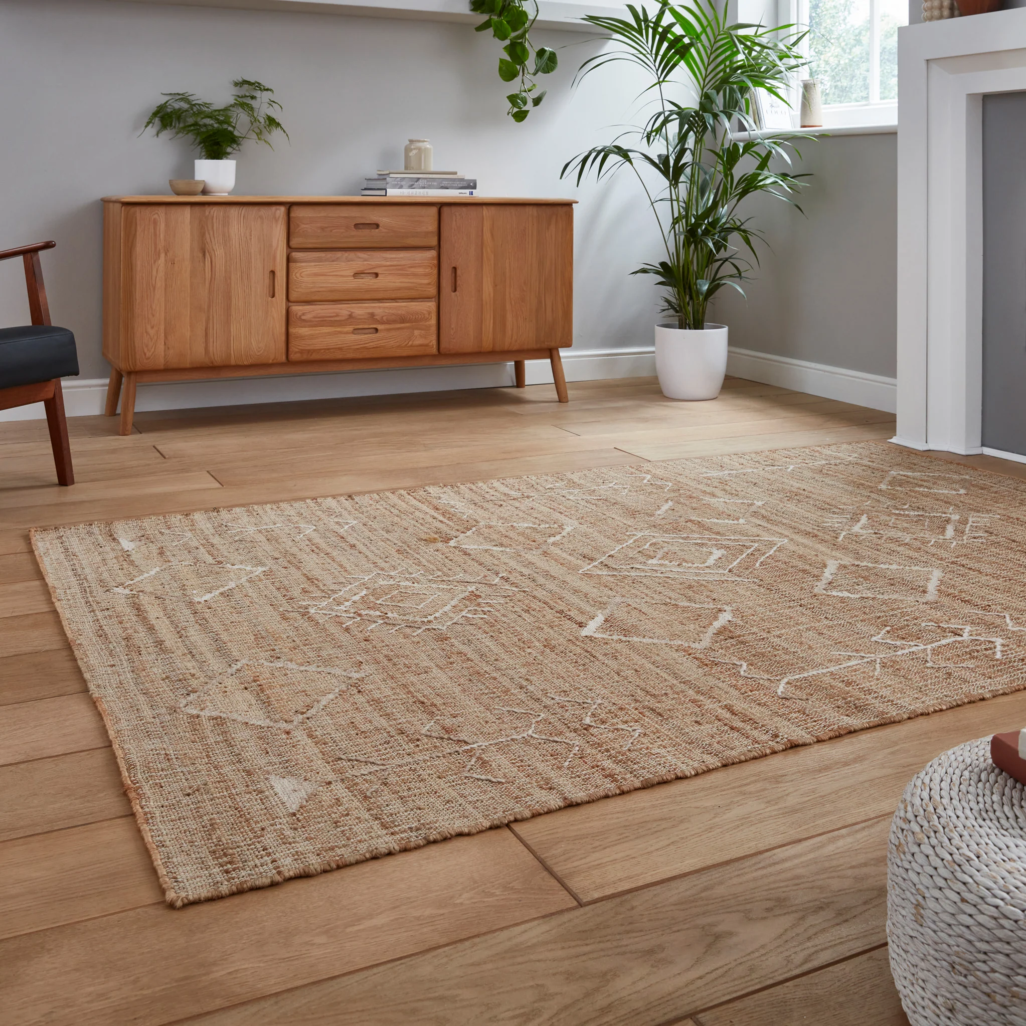 Karin Natural Diamond Patterned Jute Rug - Image 3