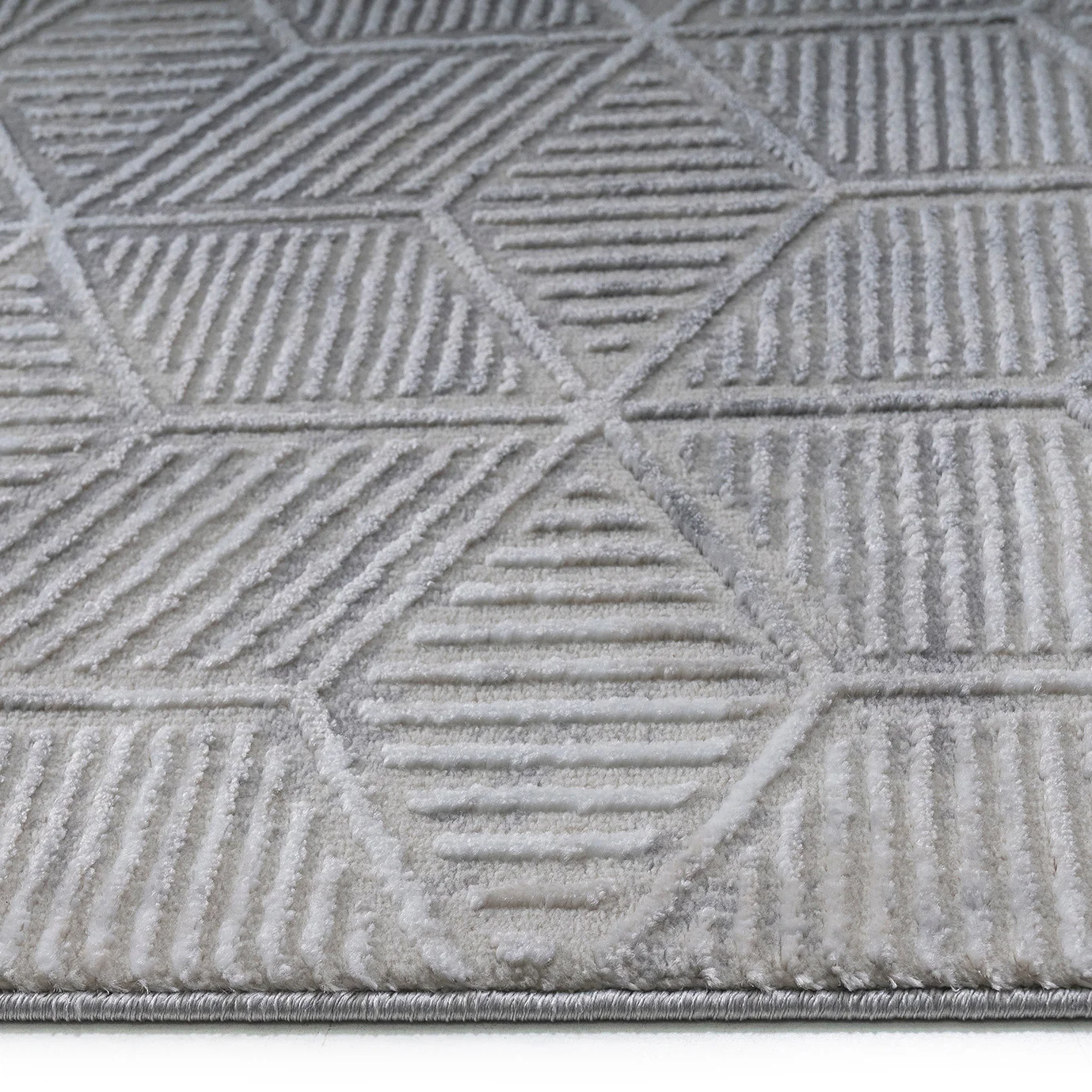 Kendrick Soft Textured Geometric Design Rug - Image 4