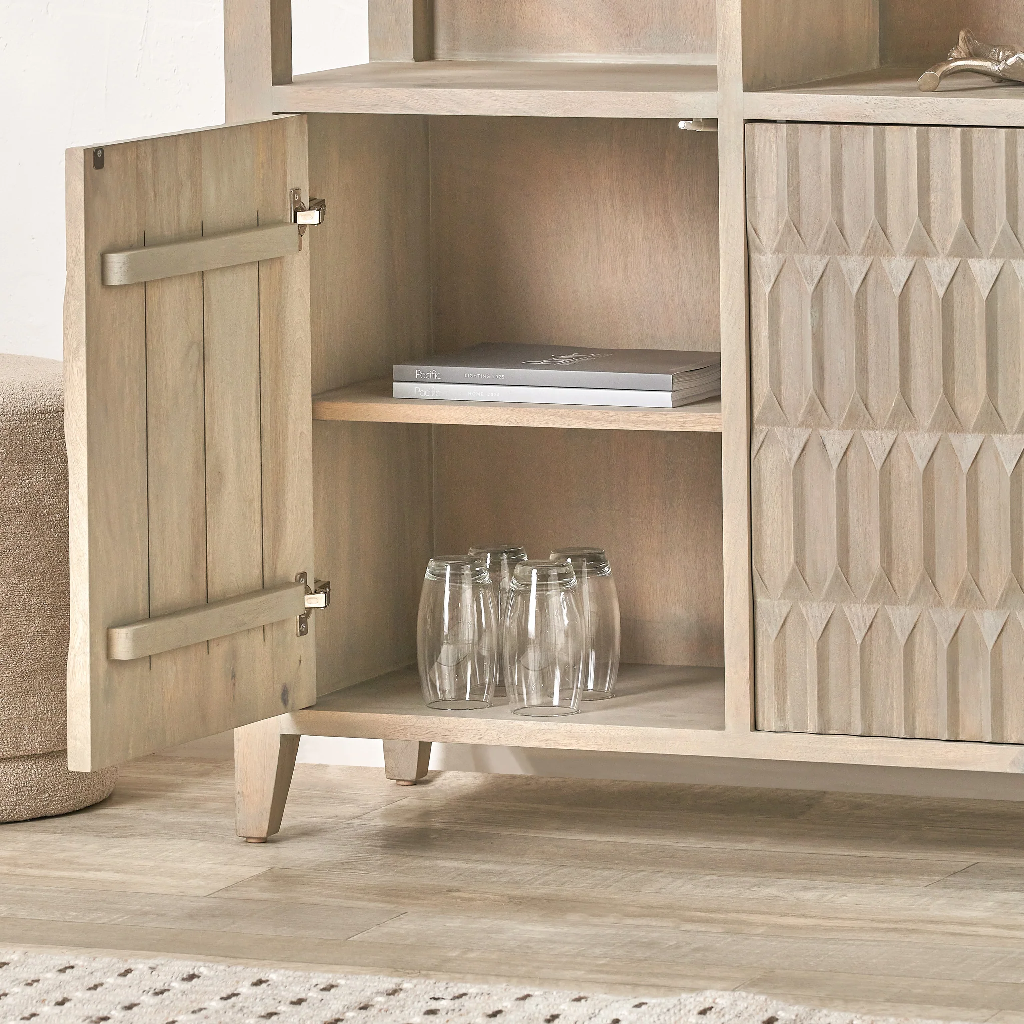 Khao Mango Wood 2 Door Display Cabinet - Image 4