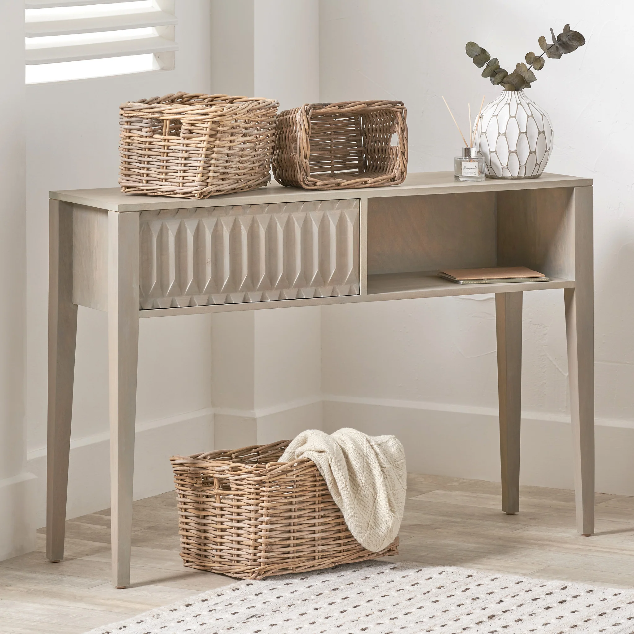 Khao Mango Wood Console Table - Image 4