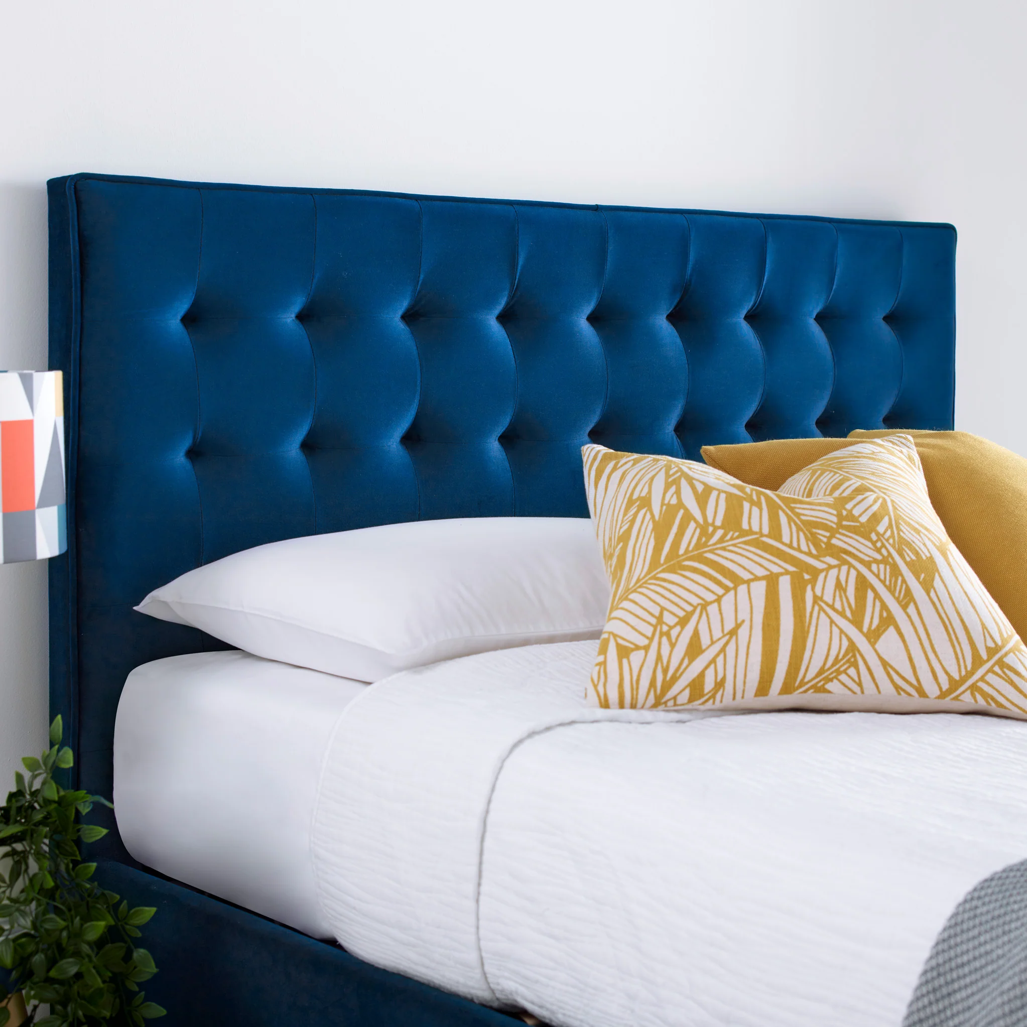 Kia Velvet Ottoman Bed - Image 10