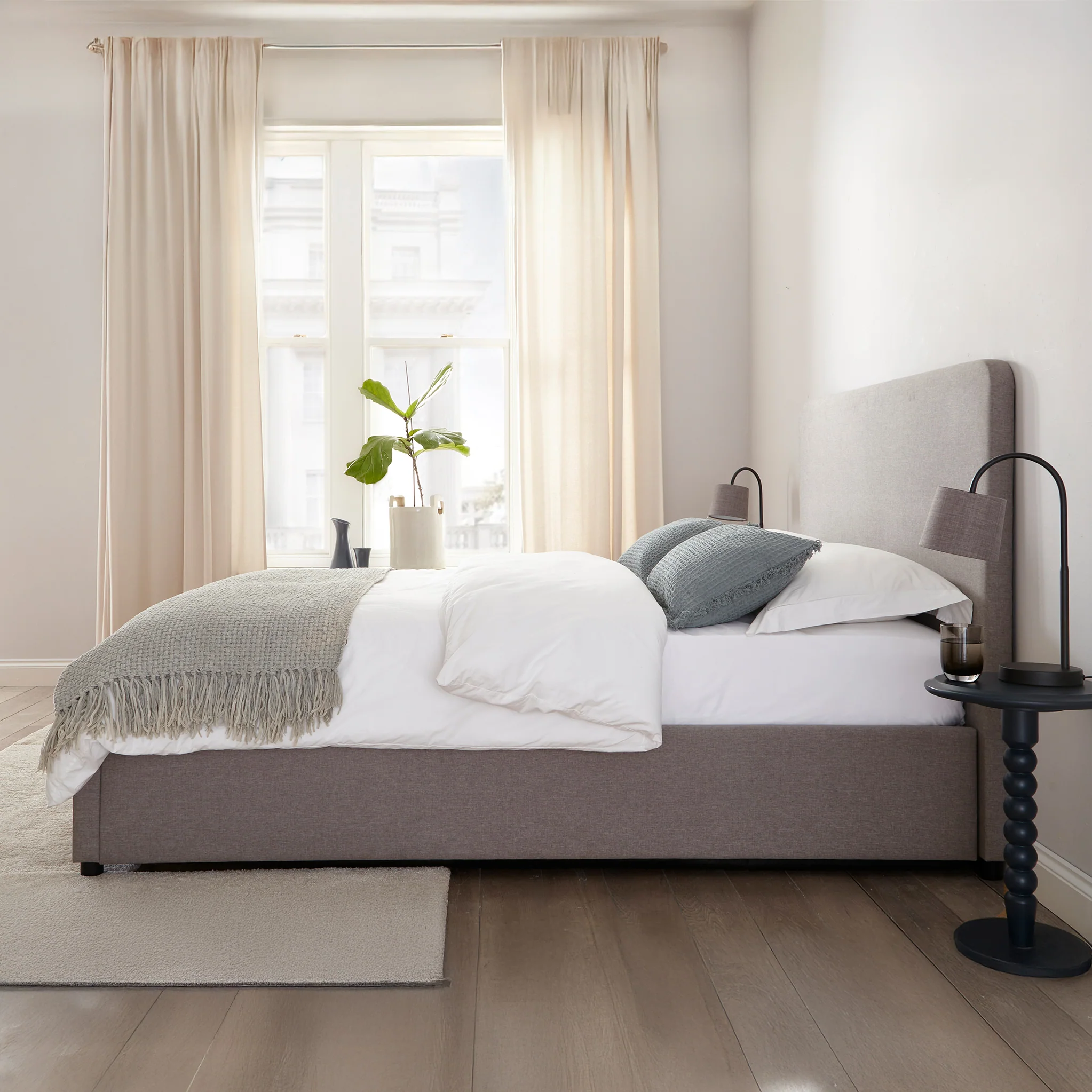 Kingston Ottoman Storage Bed Frame - Image 4