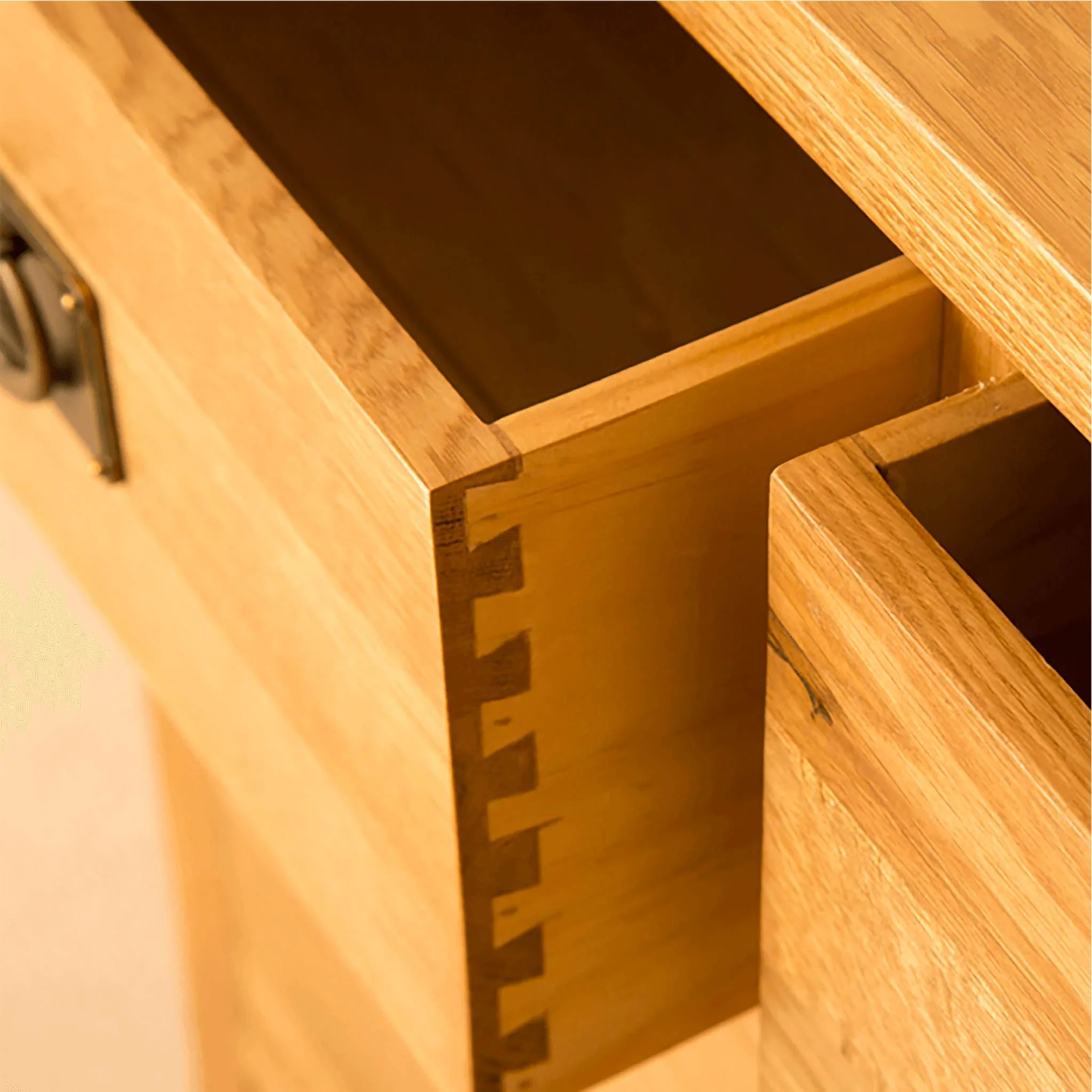 Lanner Oak small sideboard - Image 7