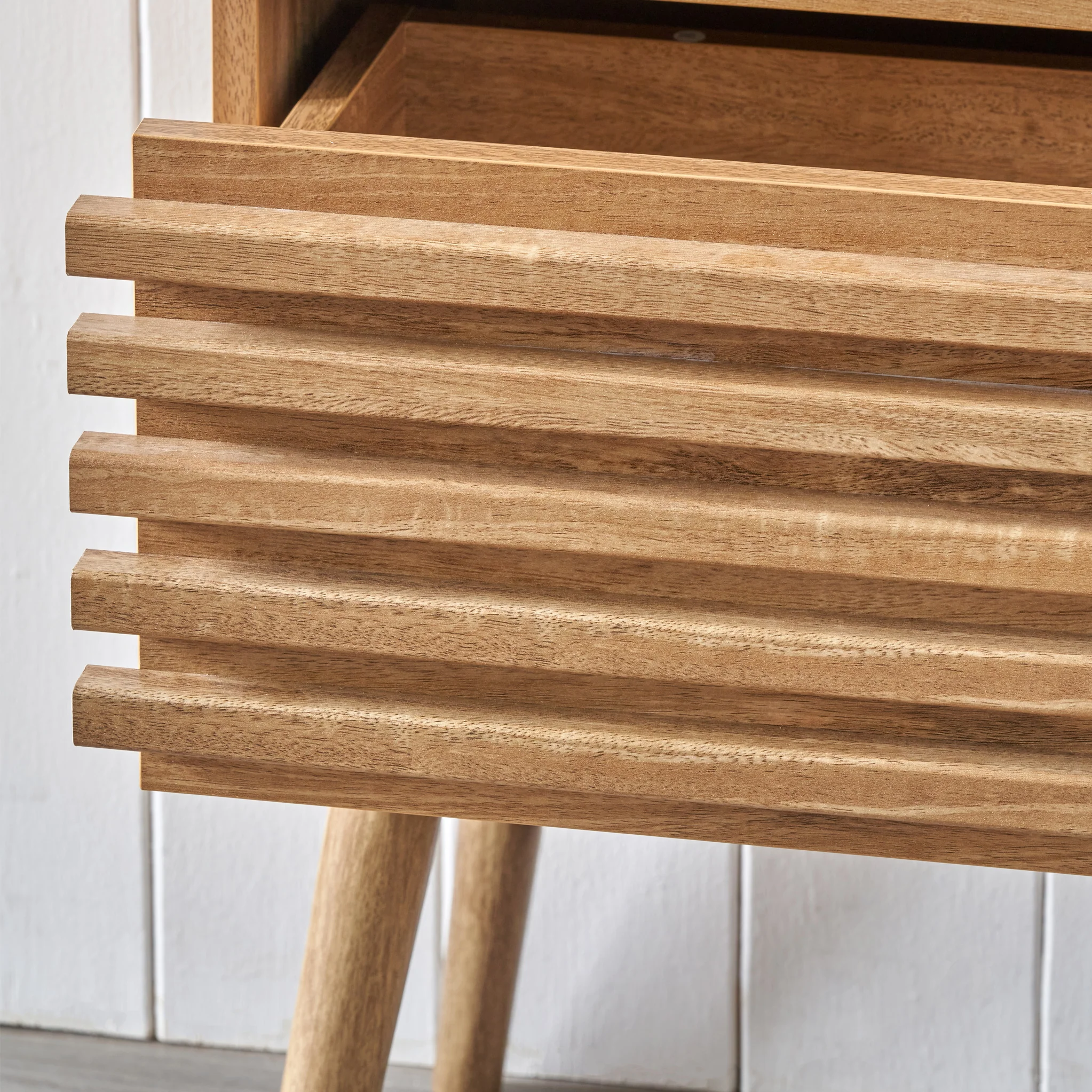 Larvik Slatted Eucalyptus 3 Drawer Chest - Image 6
