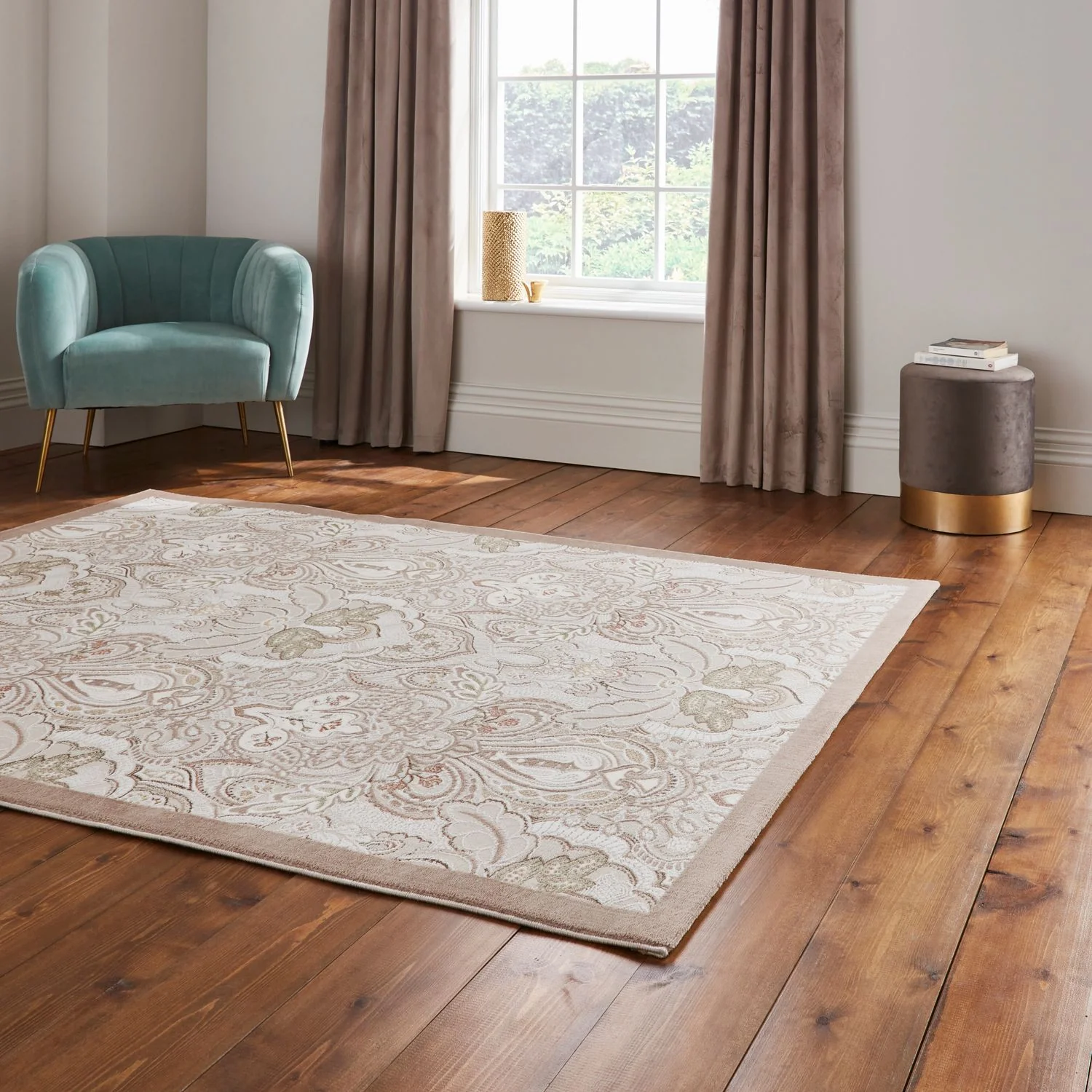 Laurence Llewelyn-Bowen Damask Rug - Image 3