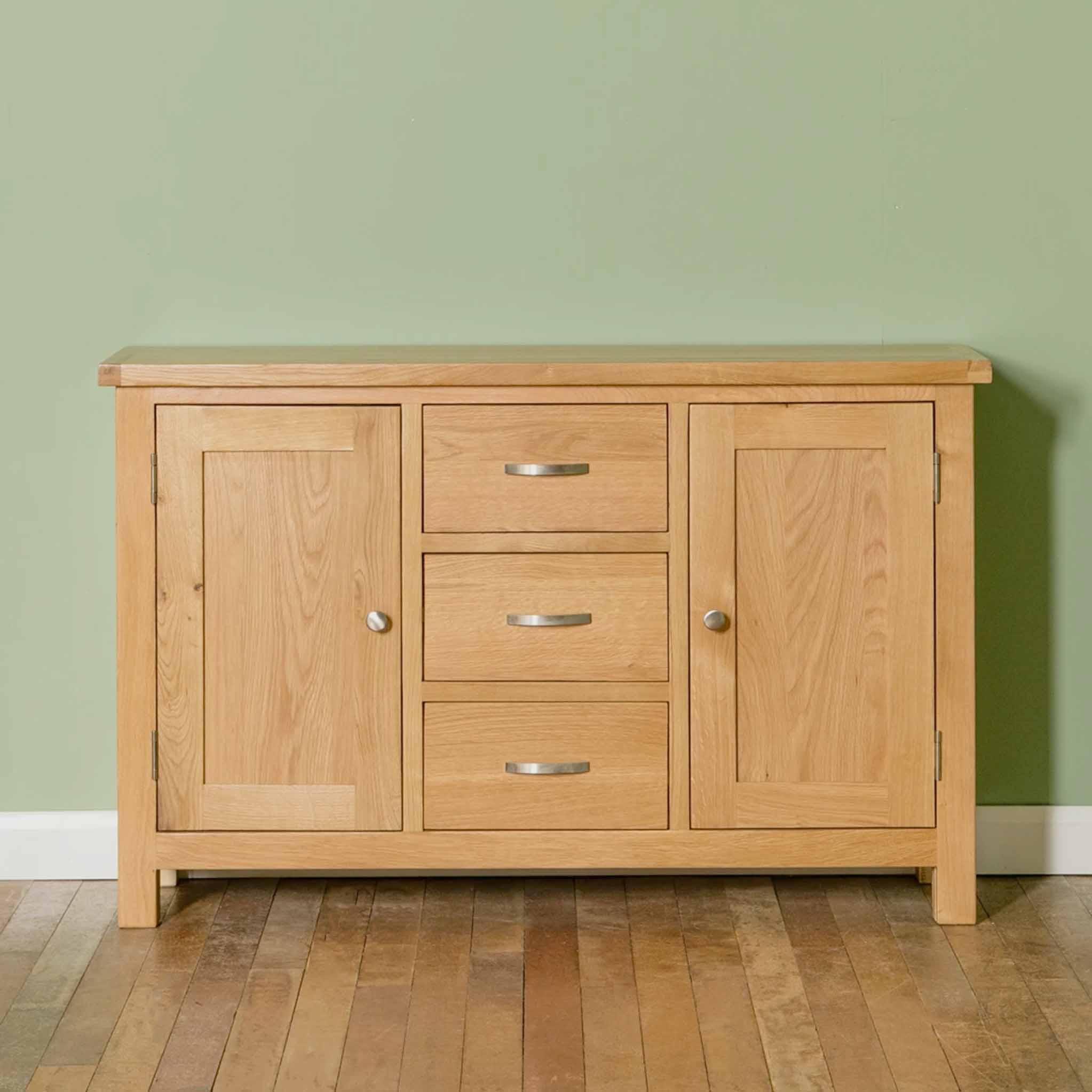 London Oak 3 Drawer Sideboard - Image 11