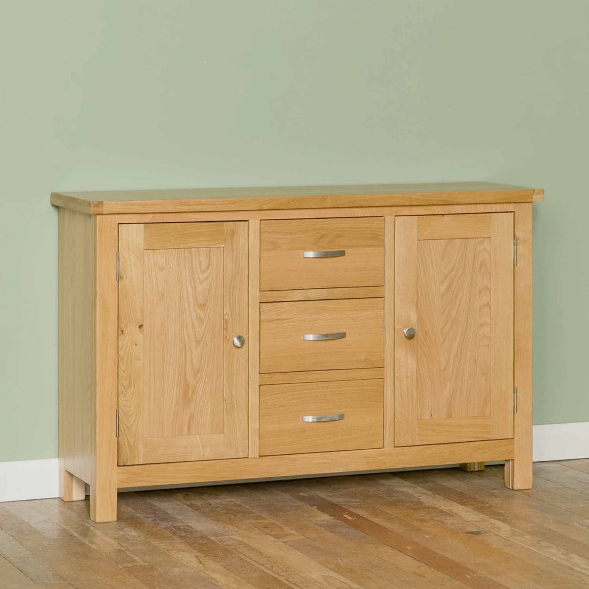 London Oak 3 Drawer Sideboard - Image 6