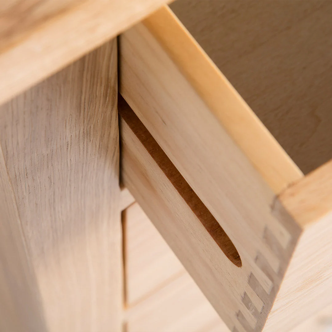 London Oak 4 Drawer Chest - Image 13