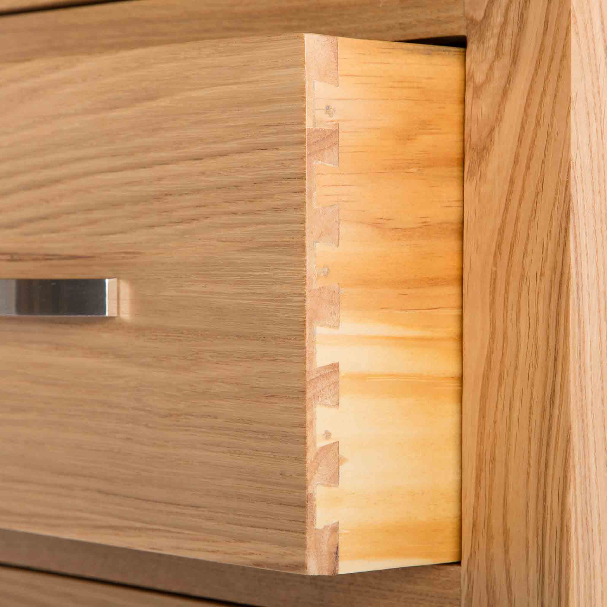 London Oak 5 Drawer Tallboy Chest - Image 15