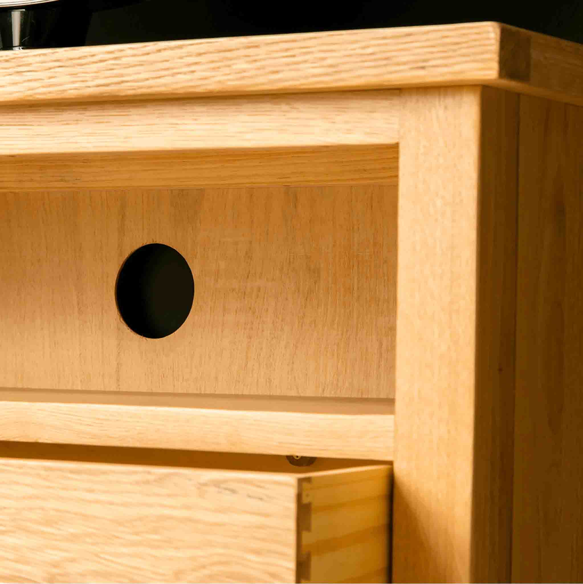 London Oak 90cm TV Stand - Image 6