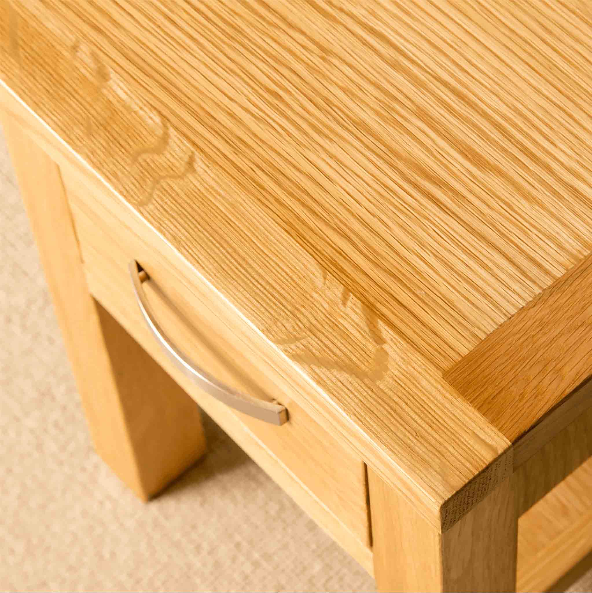 London Oak Lamp Table - Image 3