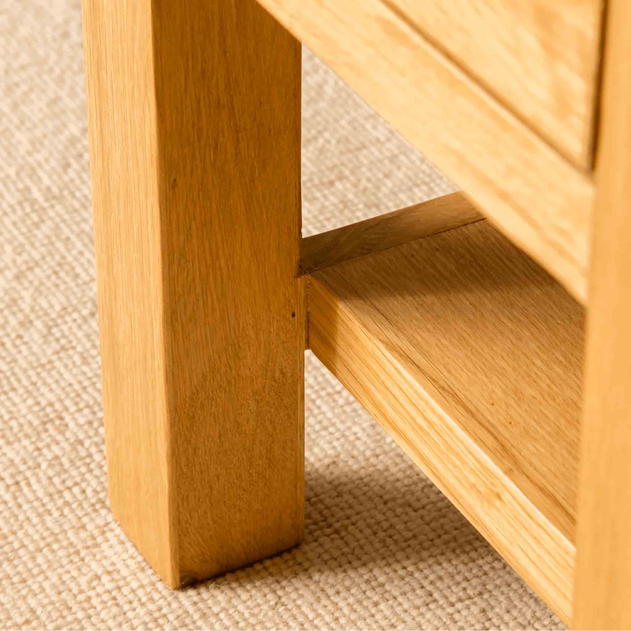 London Oak Lamp Table - Image 5