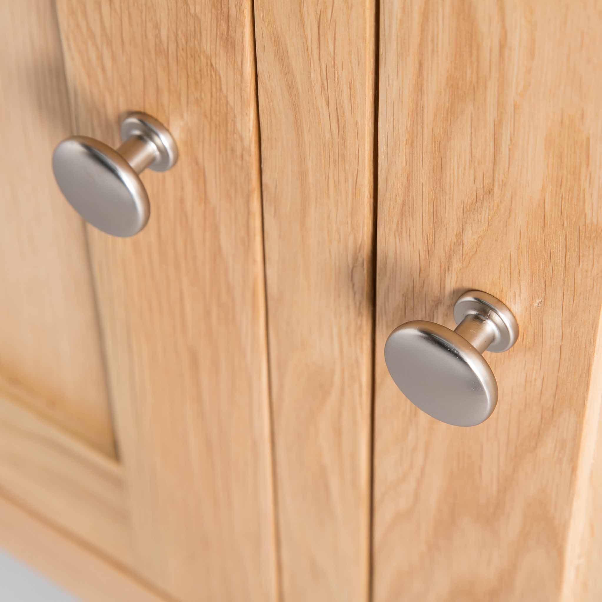 London Oak Large Sideboard - Image 23
