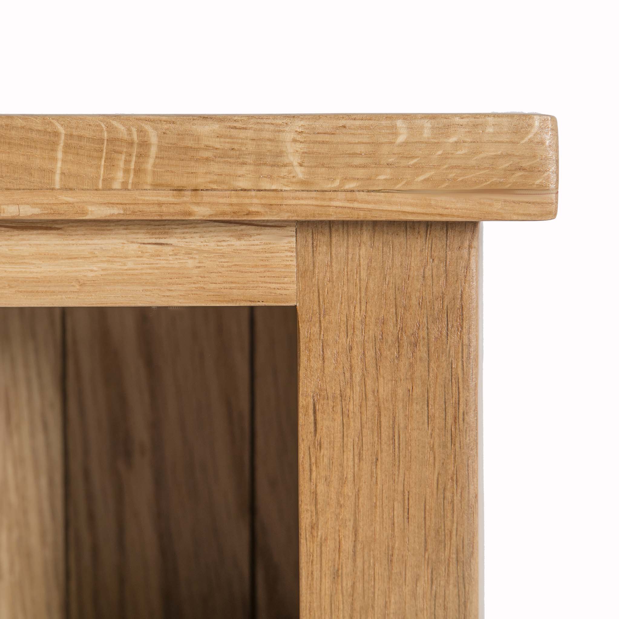 London Oak Small Bookcase - Image 6