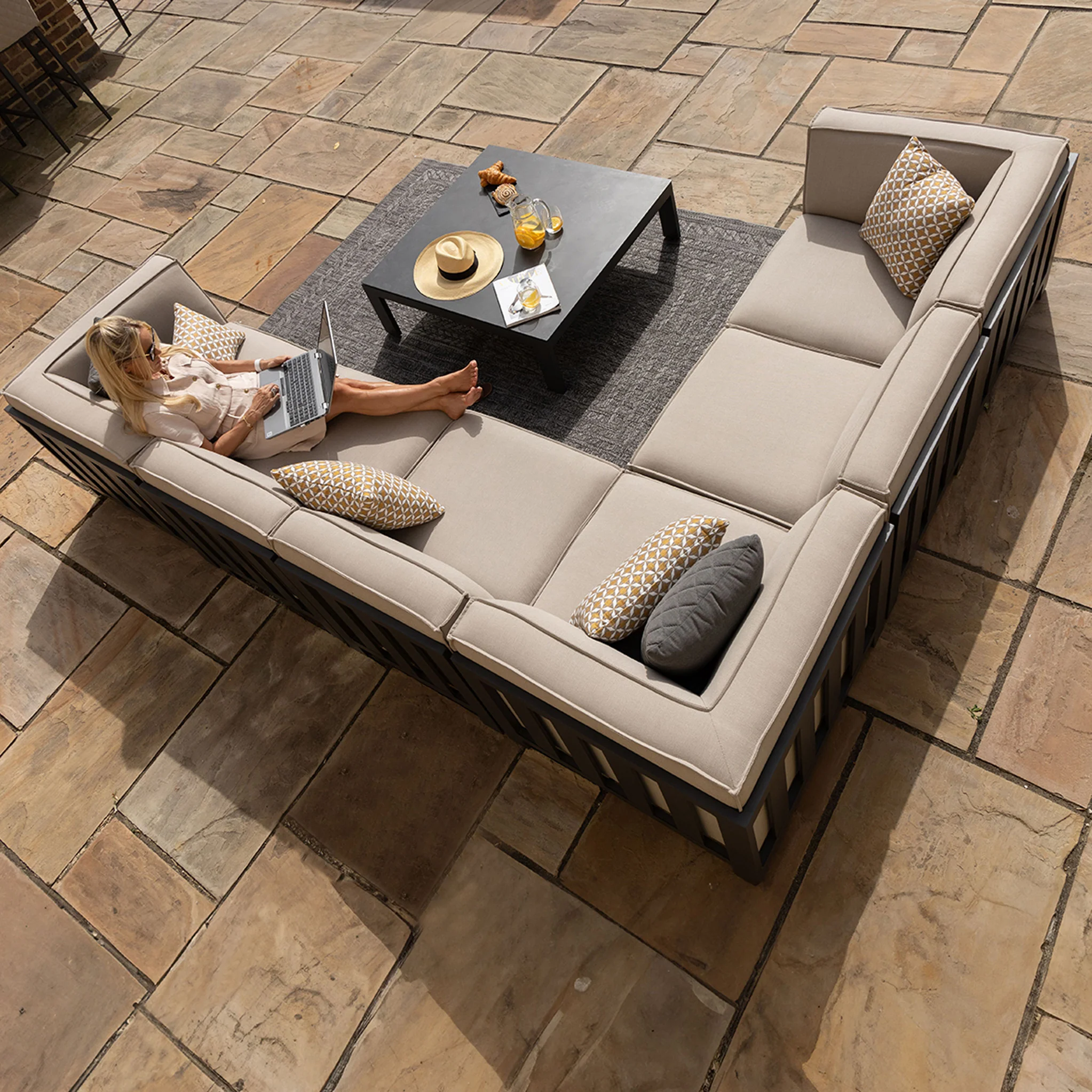 Maze Ibiza Medium Corner Sofa Set With Square Table - Image 7