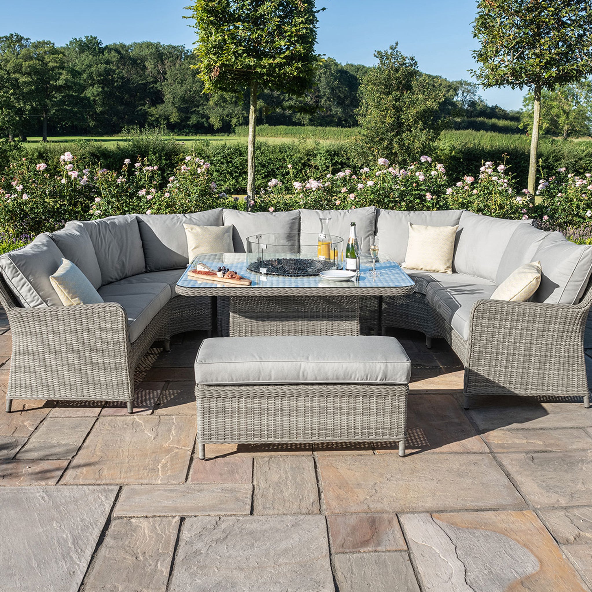 Maze Oxford Royal U-Shaped Rattan Sofa Set with Fire Pit - Image 5